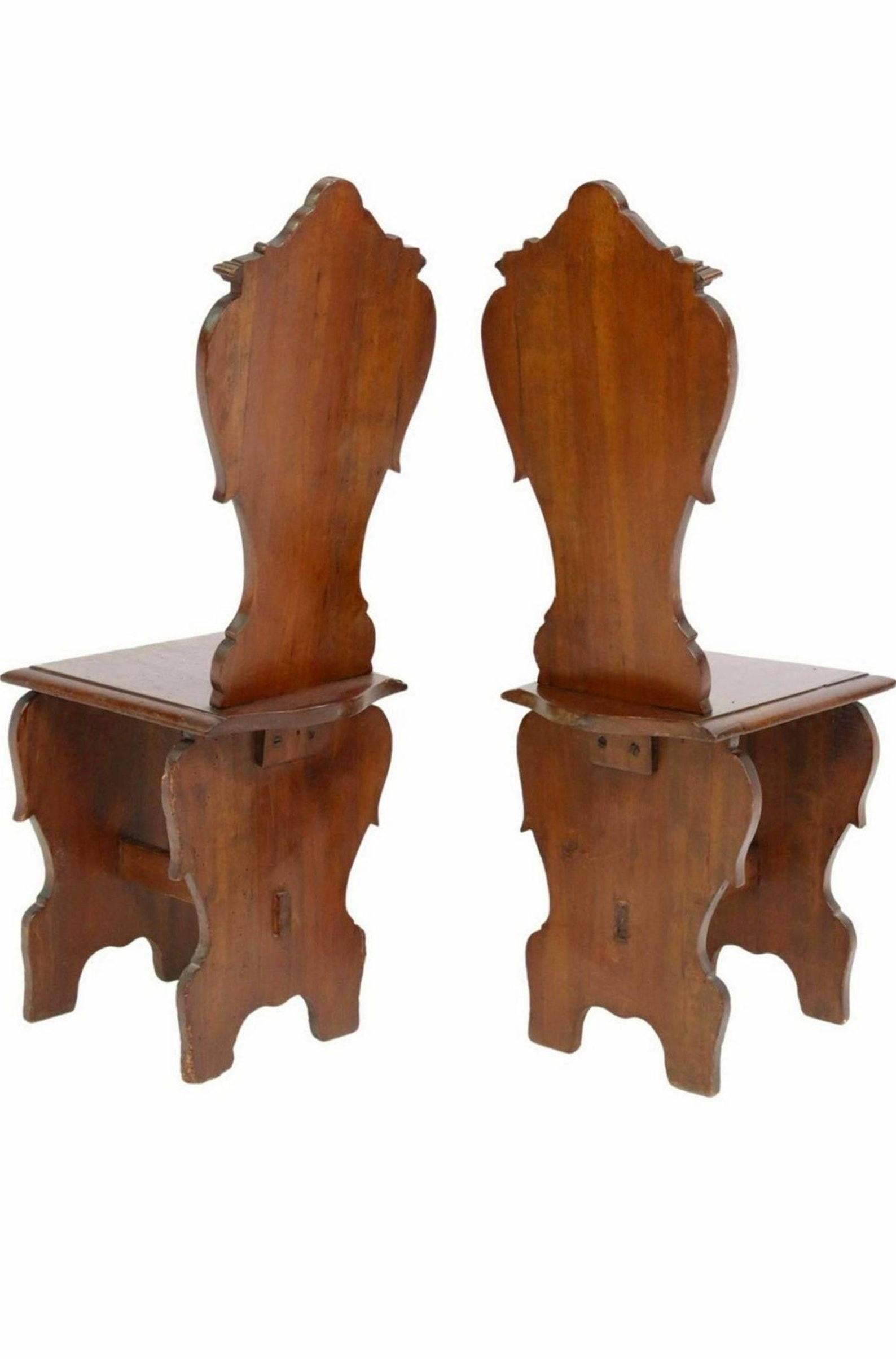 Pair of 19th Century Provincial Italian Renaissance Revival Sgabello Hall Chairs In Good Condition For Sale In Forney, TX