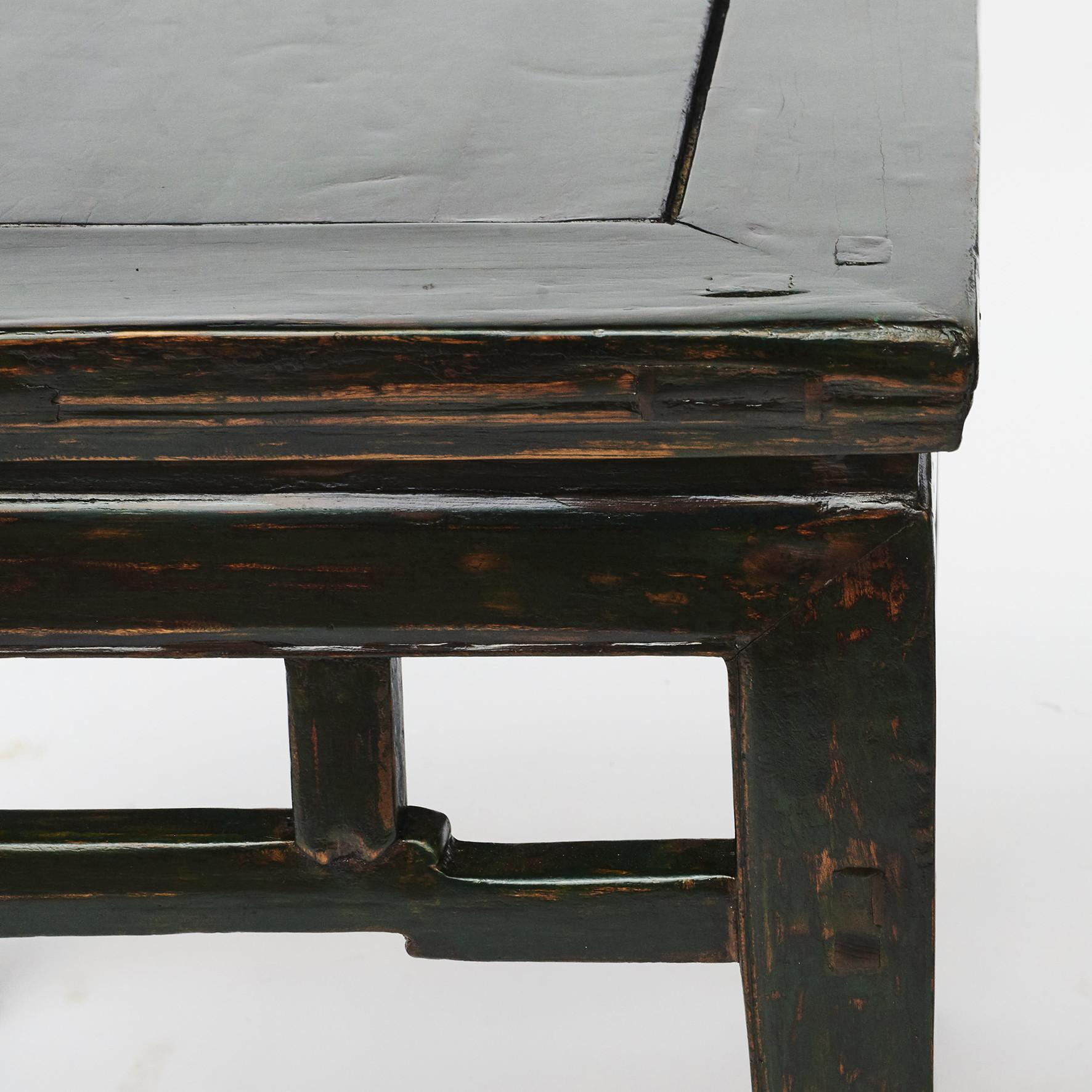 Pair of 19th Century Qing Chinese Green Lacquer Side Tables In Good Condition In Kastrup, DK