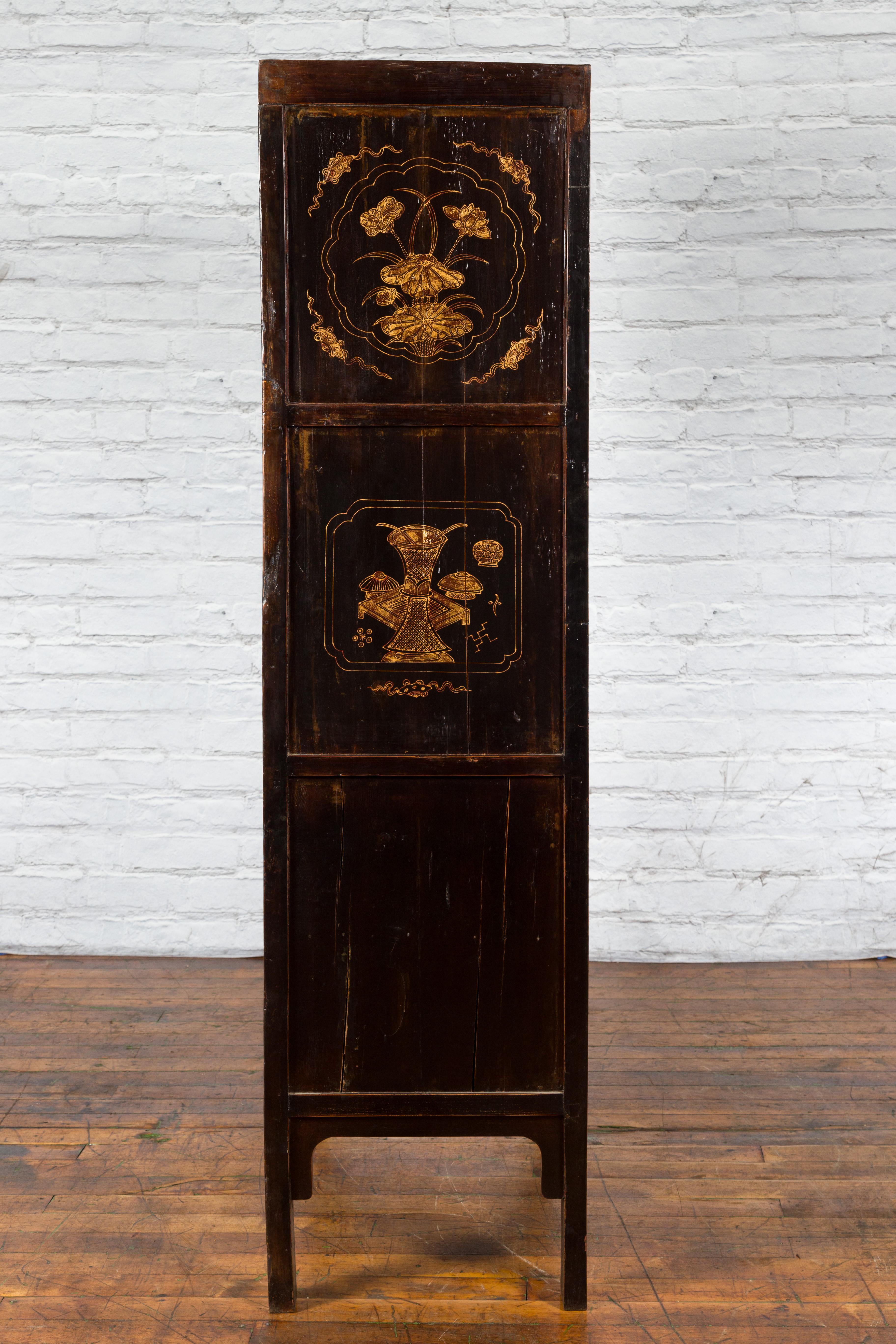 Pair of 19th Century Qing Dynasty Chinese Black and Gold Chinoiserie Cabinets 9