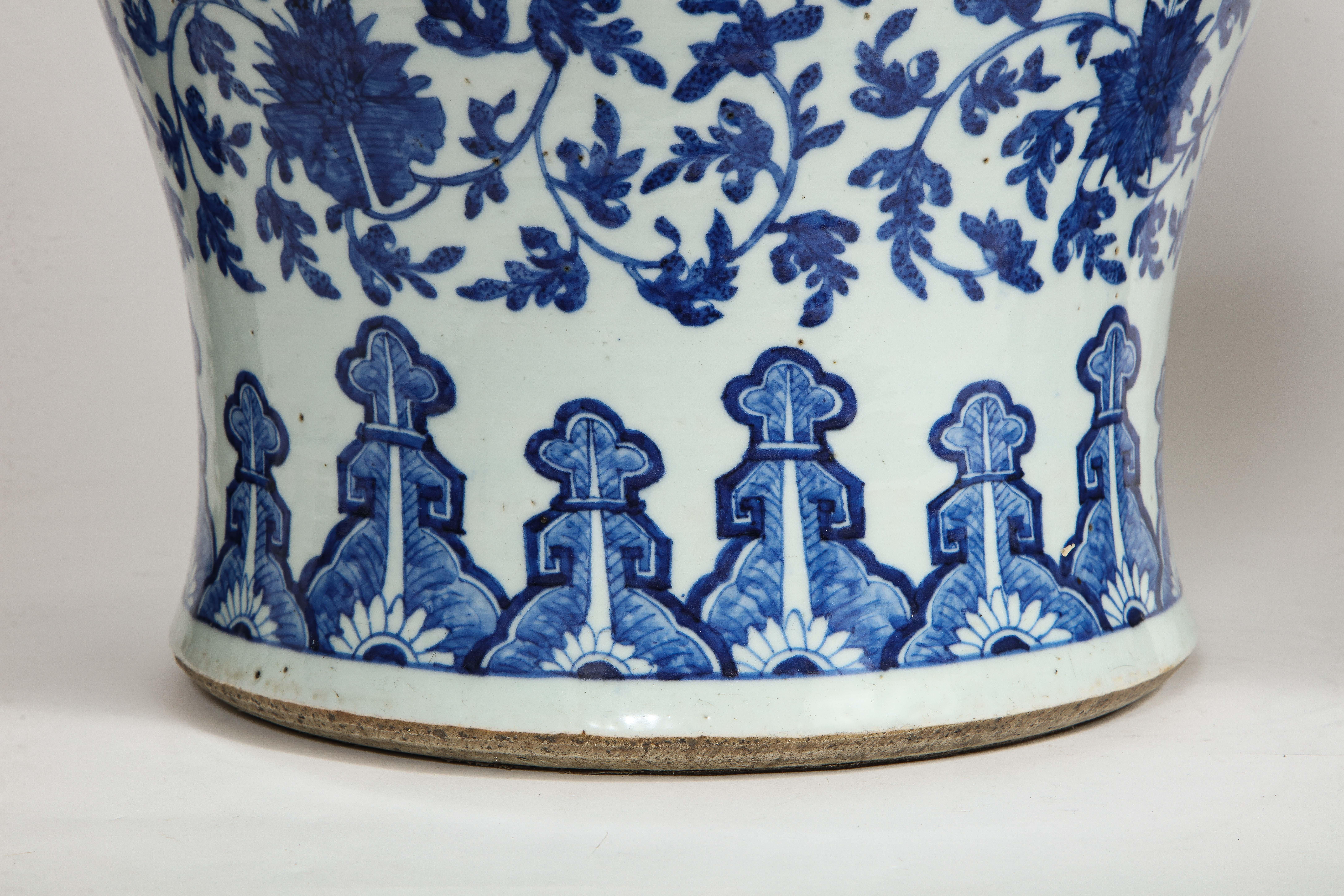 Pair of 19th Century Qing Dynasty Chinese Blue and White Vases Turned to Lamps For Sale 8