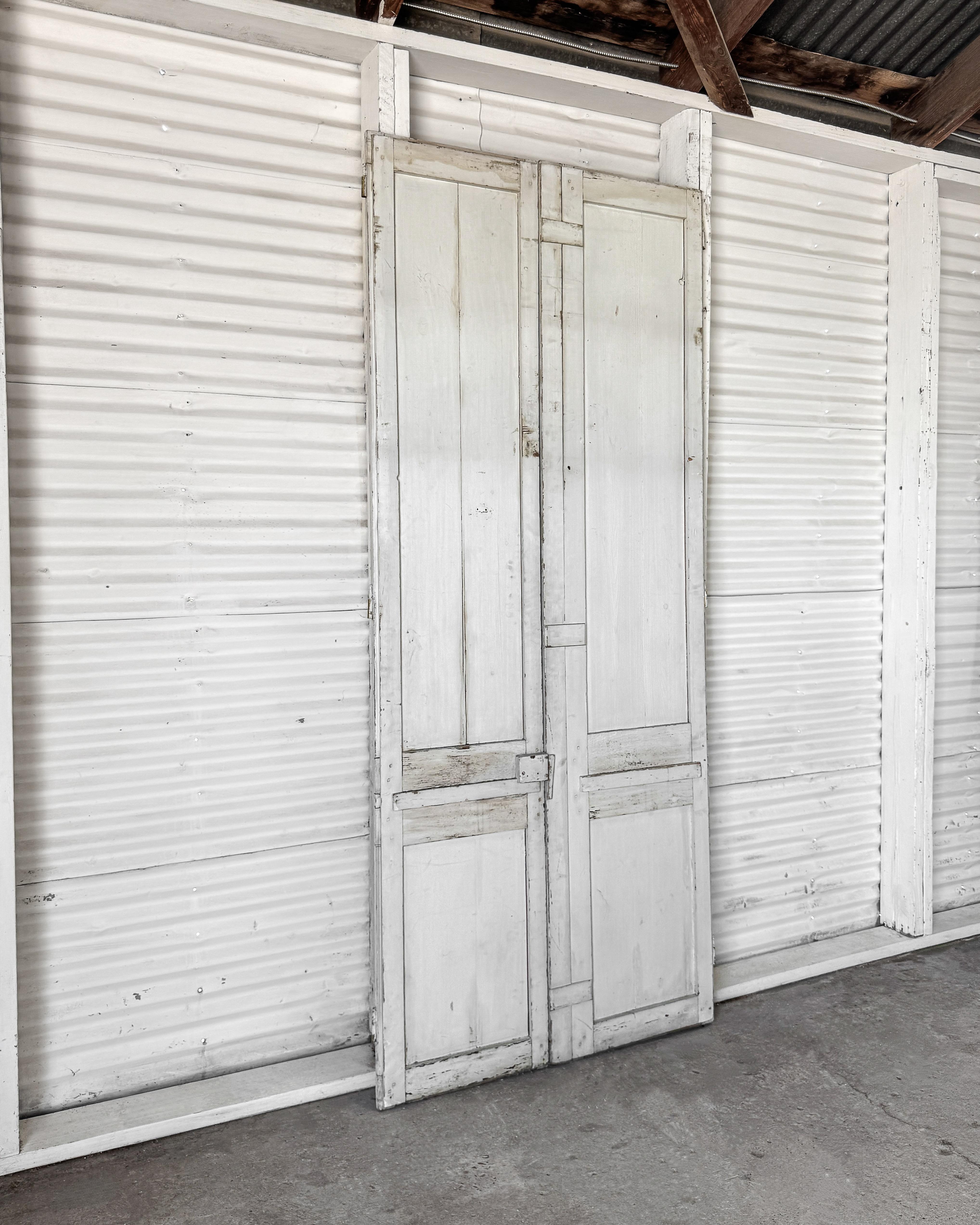Pareja de puertas francesas de 2 hojas recuperadas del siglo XIX en venta 7