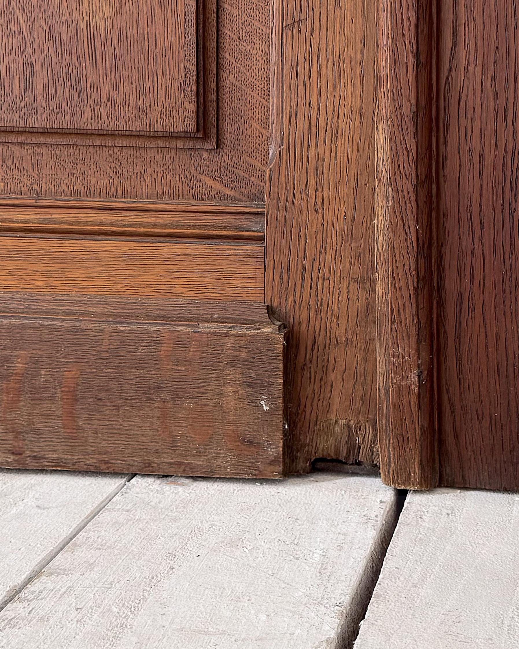Pair of 19th Century Reclaimed Decorative French Doors For Sale 7