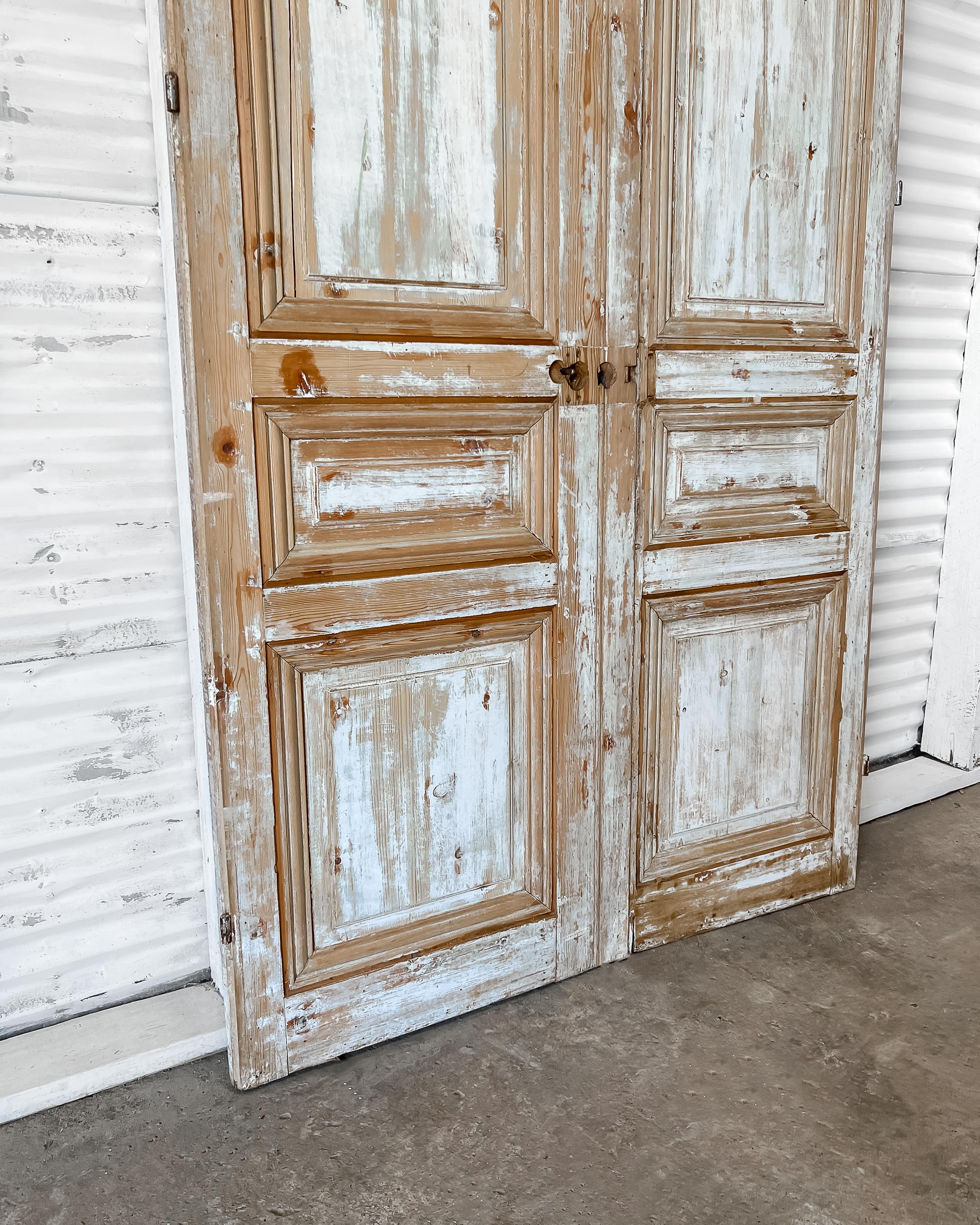 Pair of 19th Century Reclaimed French Oak Interior Doors For Sale 8