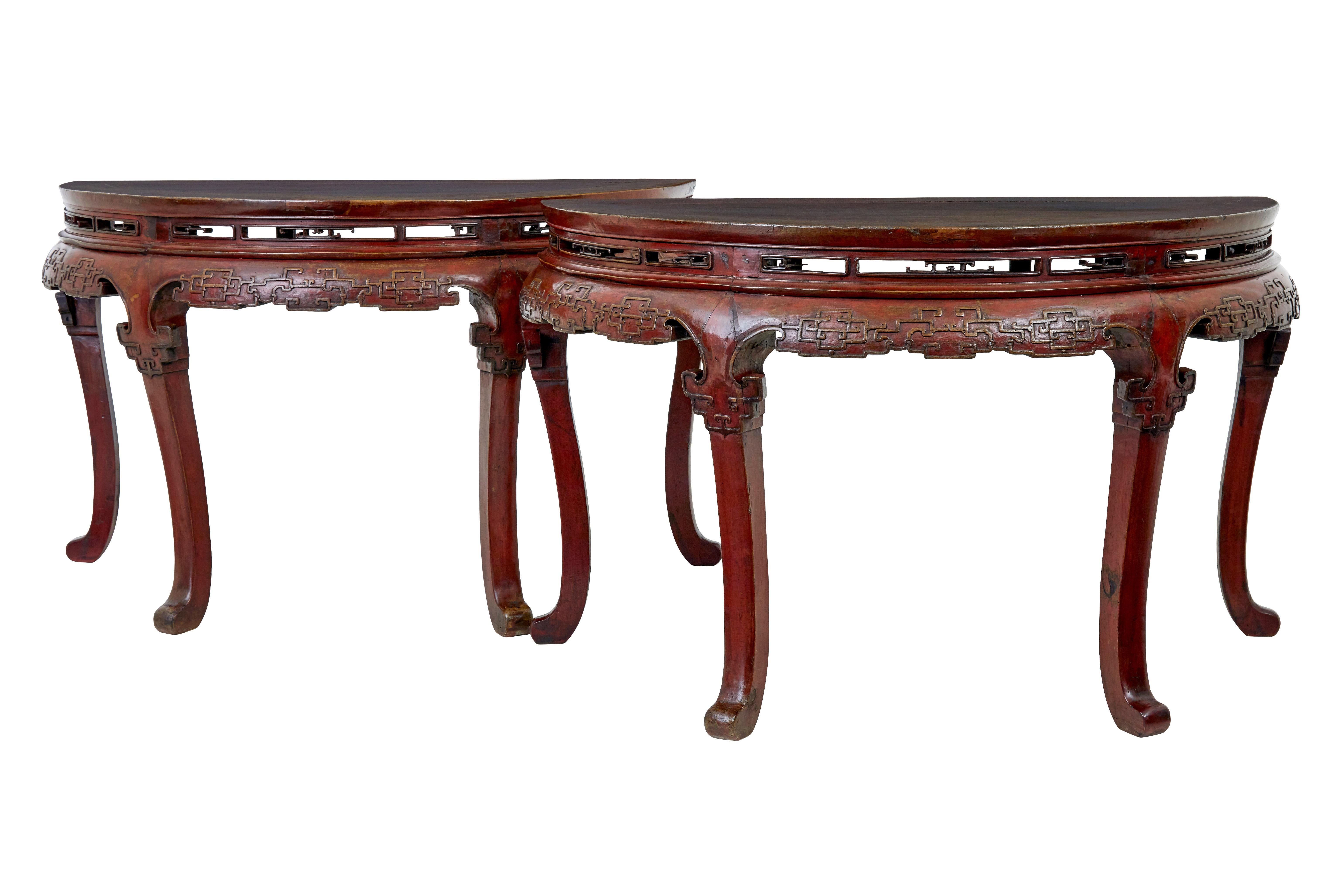 Qing Pair of 19th century red lacquer Chinese demi lune tables For Sale