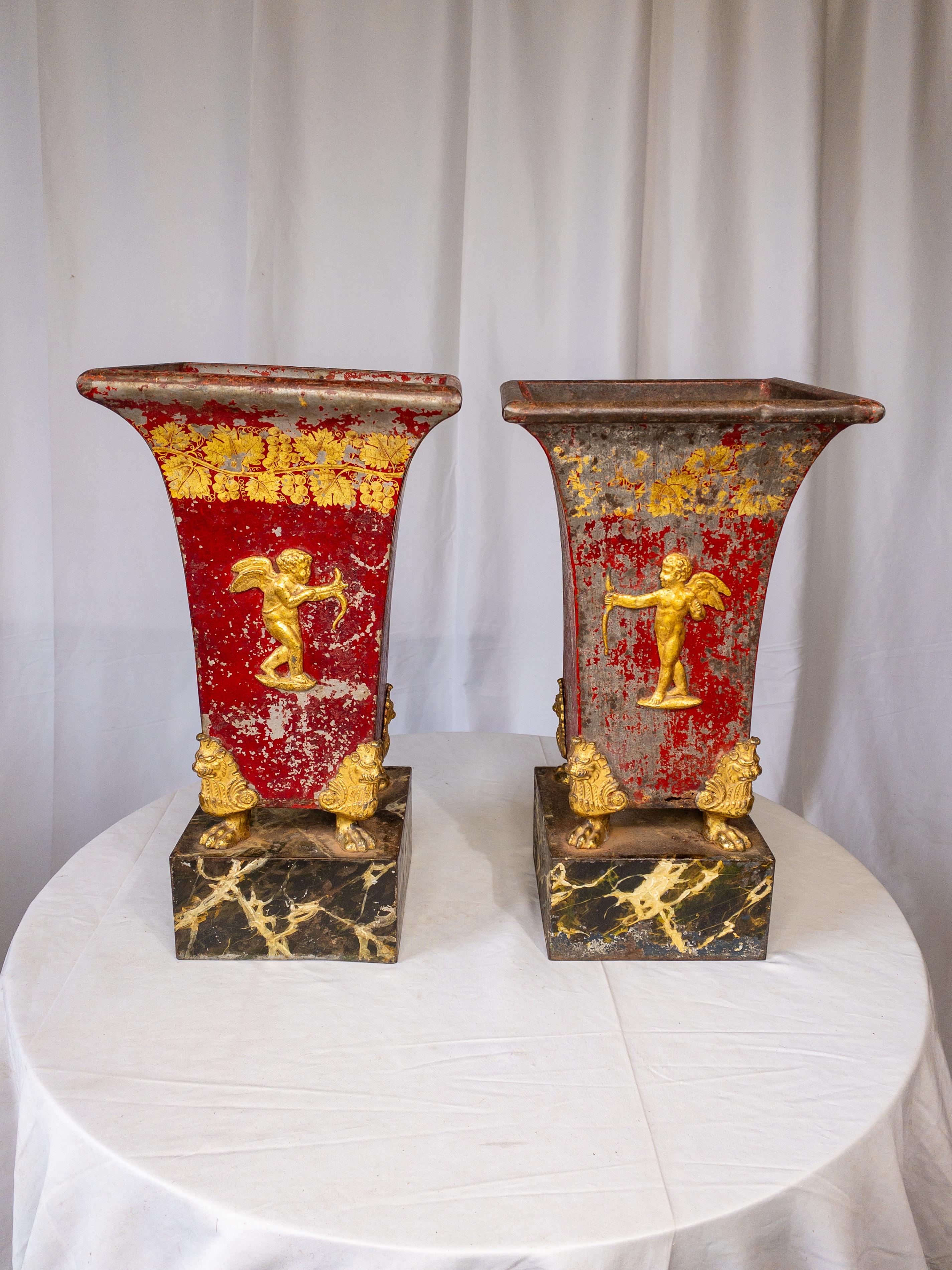 Pair of 19th Century Red Painted and Gilt Tole Jardinieres on Faux Marble Stand For Sale 1