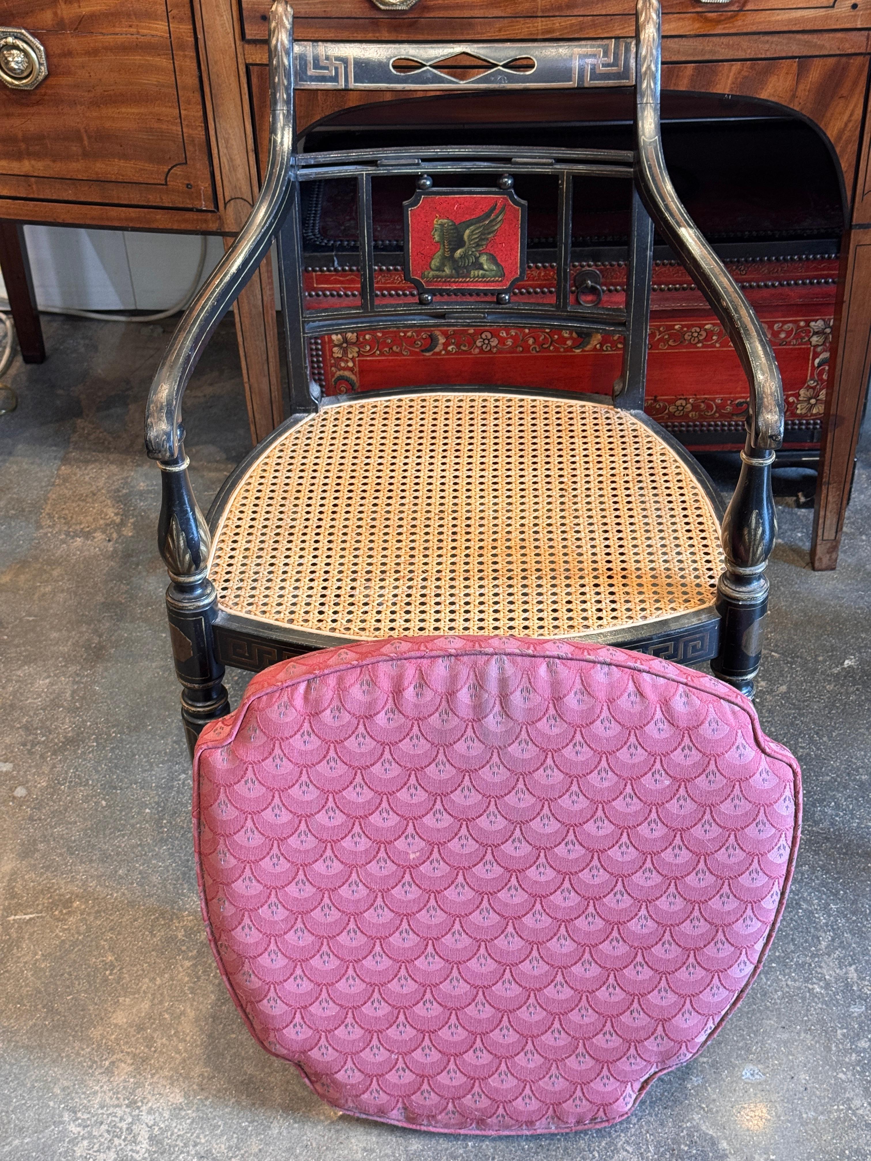 Coppia di poltrone Regency del 19° secolo in vendita 2