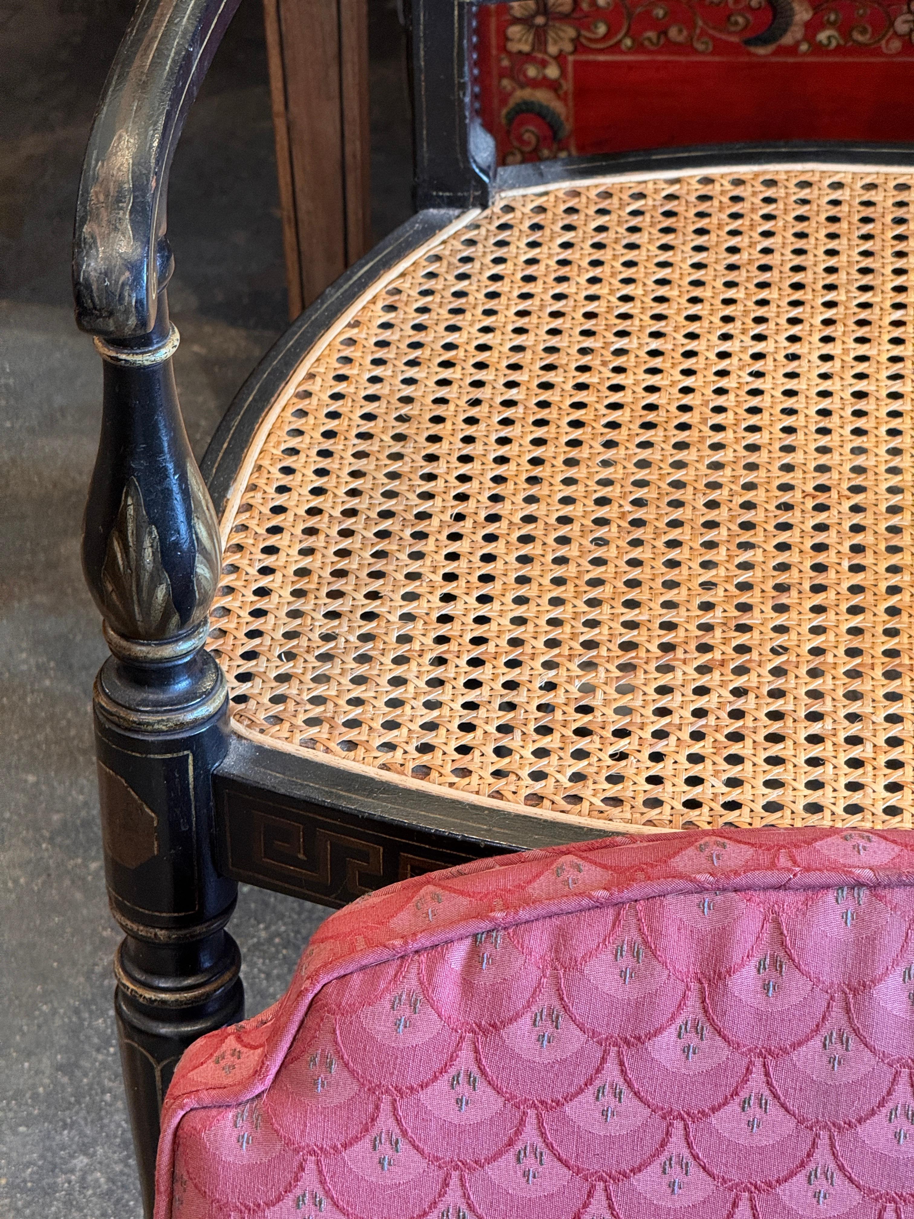 Coppia di poltrone Regency del 19° secolo in vendita 3