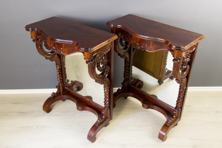 Pair of 19th Century Regency Style Walnut and Mirror Wall Console Tables For Sale 5