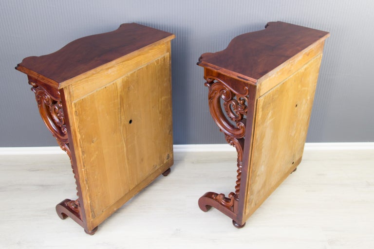 Pair of 19th Century Regency Style Walnut and Mirror Wall Console Tables For Sale 3