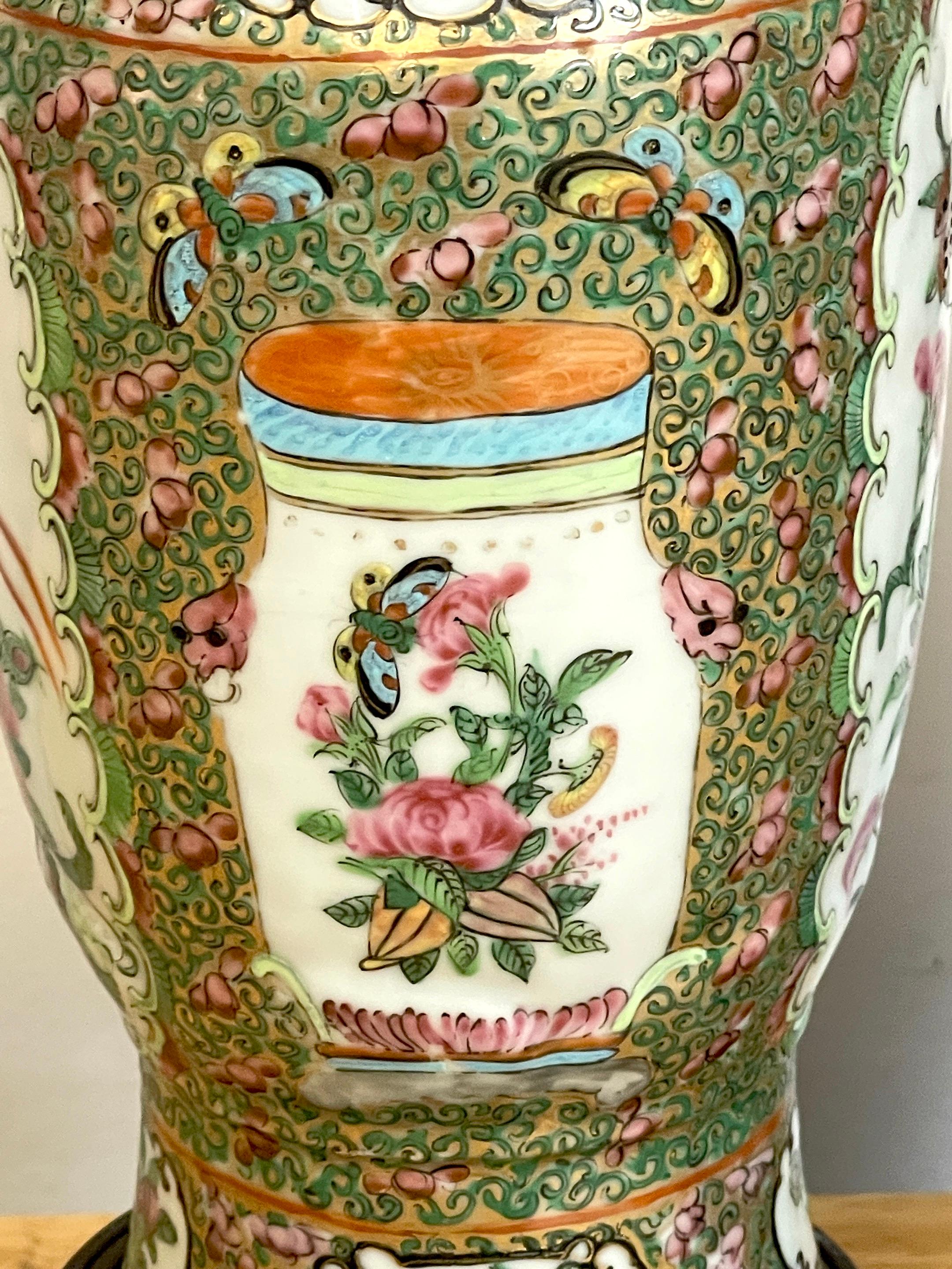 Pair of 19th Century Rose Canton Vases & Stands In Good Condition In West Palm Beach, FL