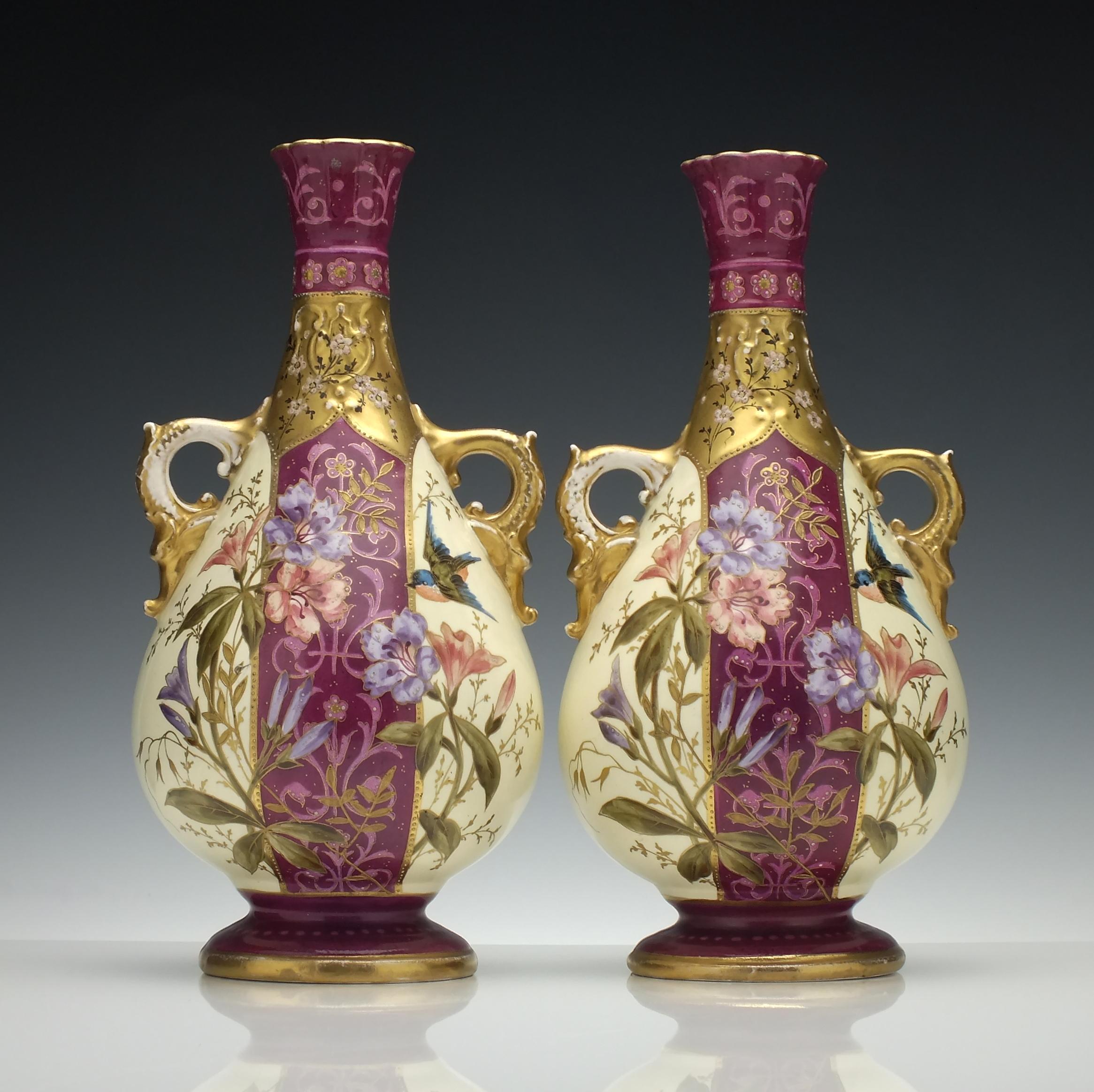 Pair of 19th German Century Royal Bonn Vases, circa 1880 For Sale at