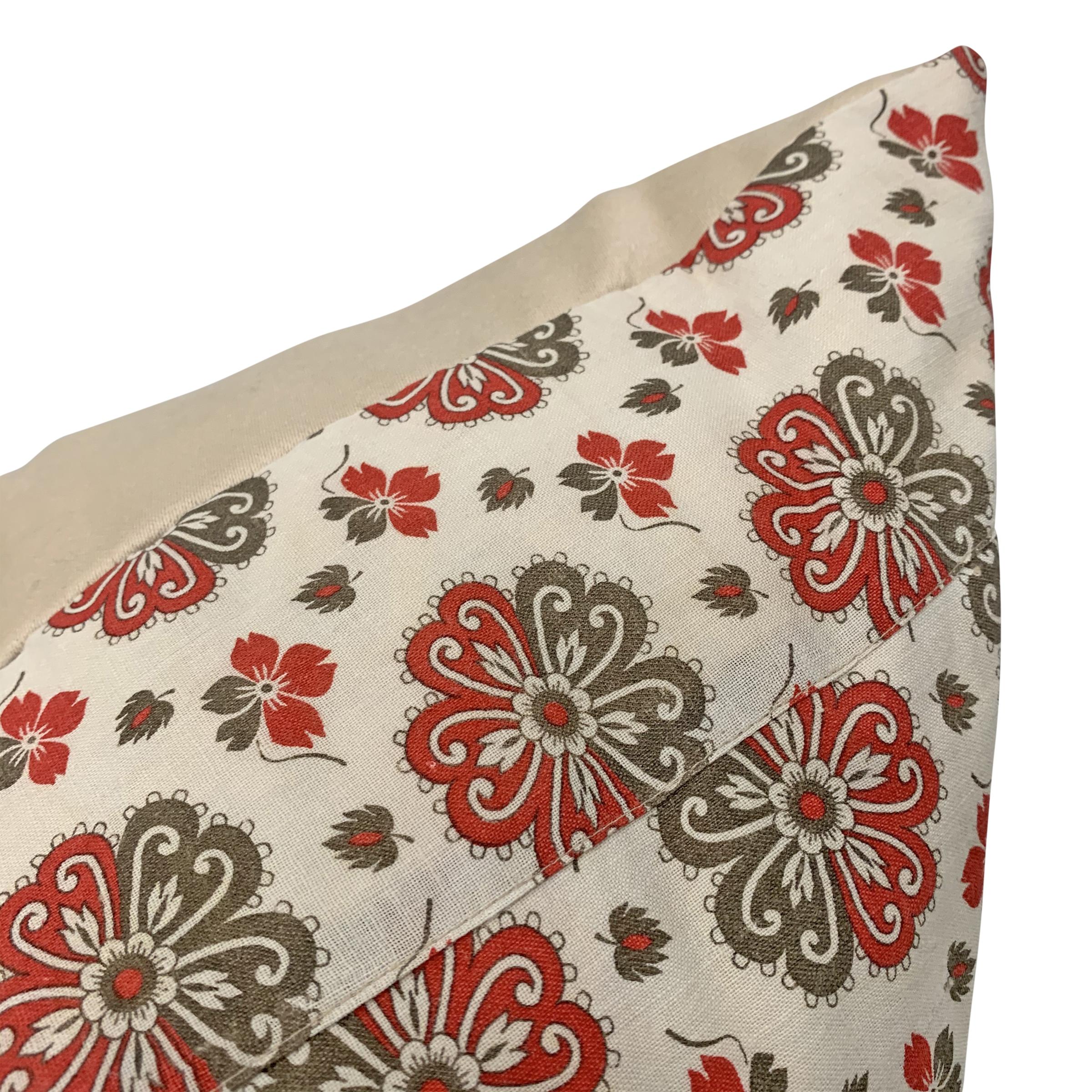Pair of 19th Century Russian Cotton Pillows 3
