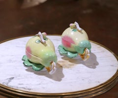 Paar russische Kuznetsov-Terrinen aus dem 19. Jahrhundert, handbemaltes Porzellan in Birnenform