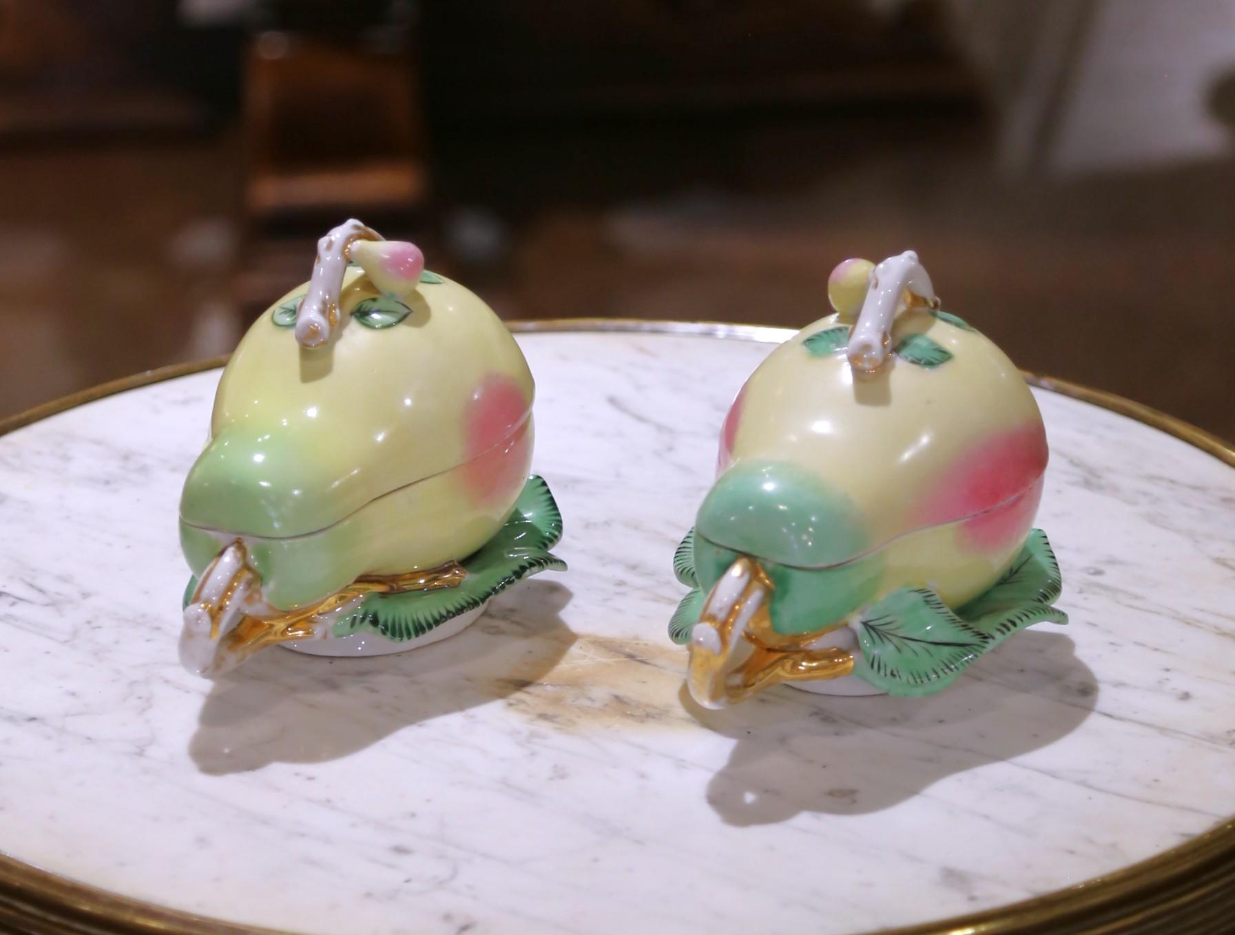 Gilt Pair of 19th Century Russian Kuznetsov Hand-Painted Porcelain Pear-Form Tureens For Sale