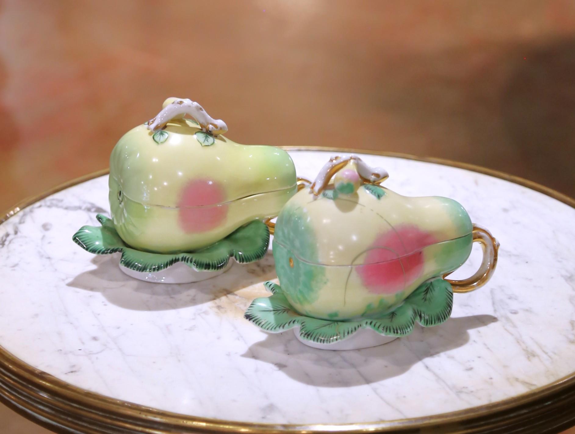 Pair of 19th Century Russian Kuznetsov Hand-Painted Porcelain Pear-Form Tureens For Sale 5
