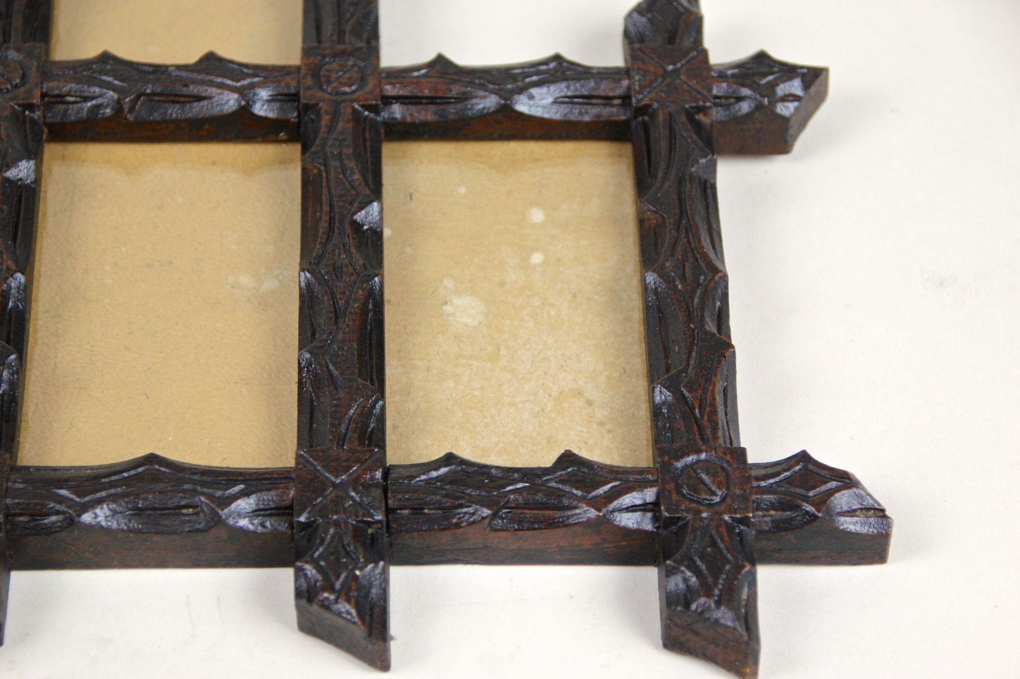 Pair of 19th Century Rustic Black Forest Photo Frames, Handcarved, AT ca. 1880 For Sale 7