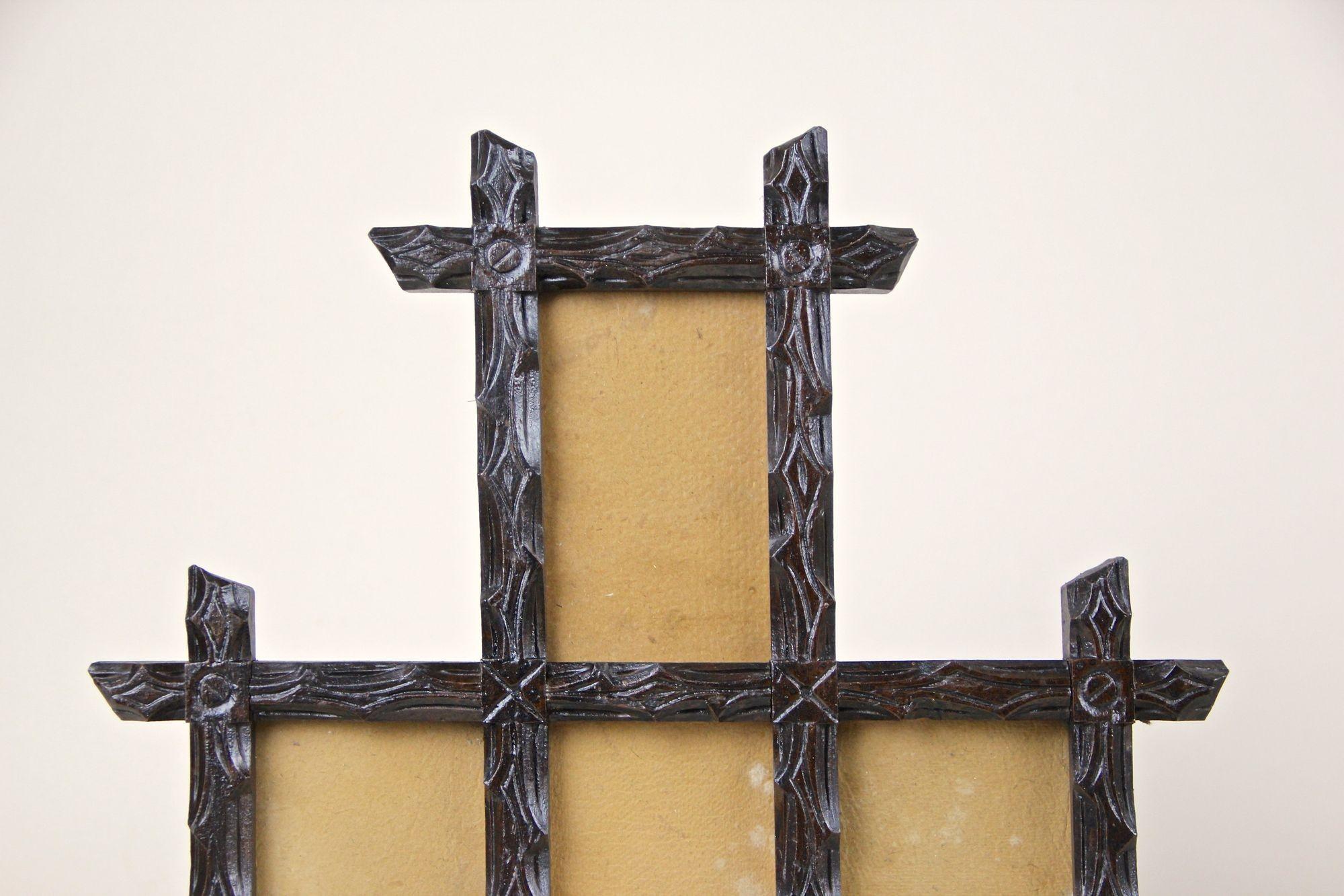 Glass Pair of 19th Century Rustic Black Forest Photo Frames, Handcarved, AT ca. 1880 For Sale