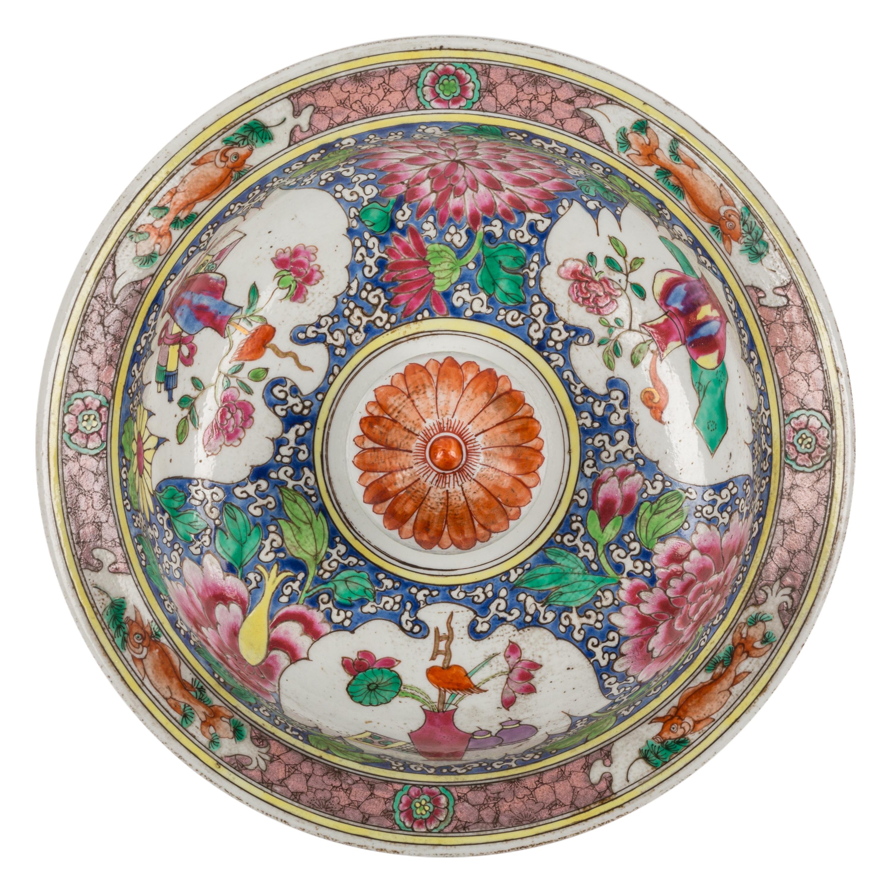 Pair of 19th Century Samson Edmé et Cie Porcelain Jars with Chinese Motif For Sale 4