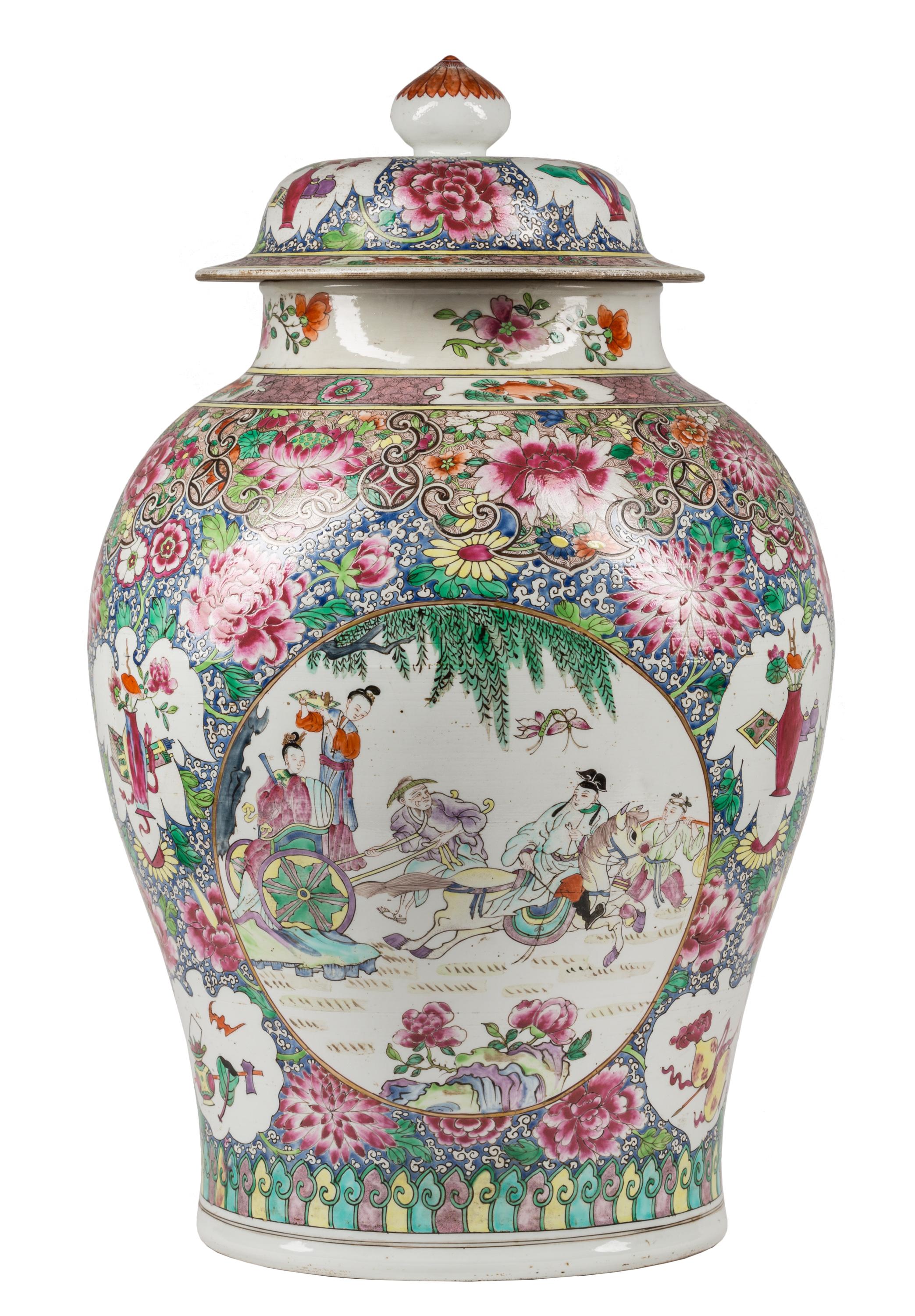 Chinoiserie Pair of 19th Century Samson Edmé et Cie Porcelain Jars with Chinese Motif For Sale