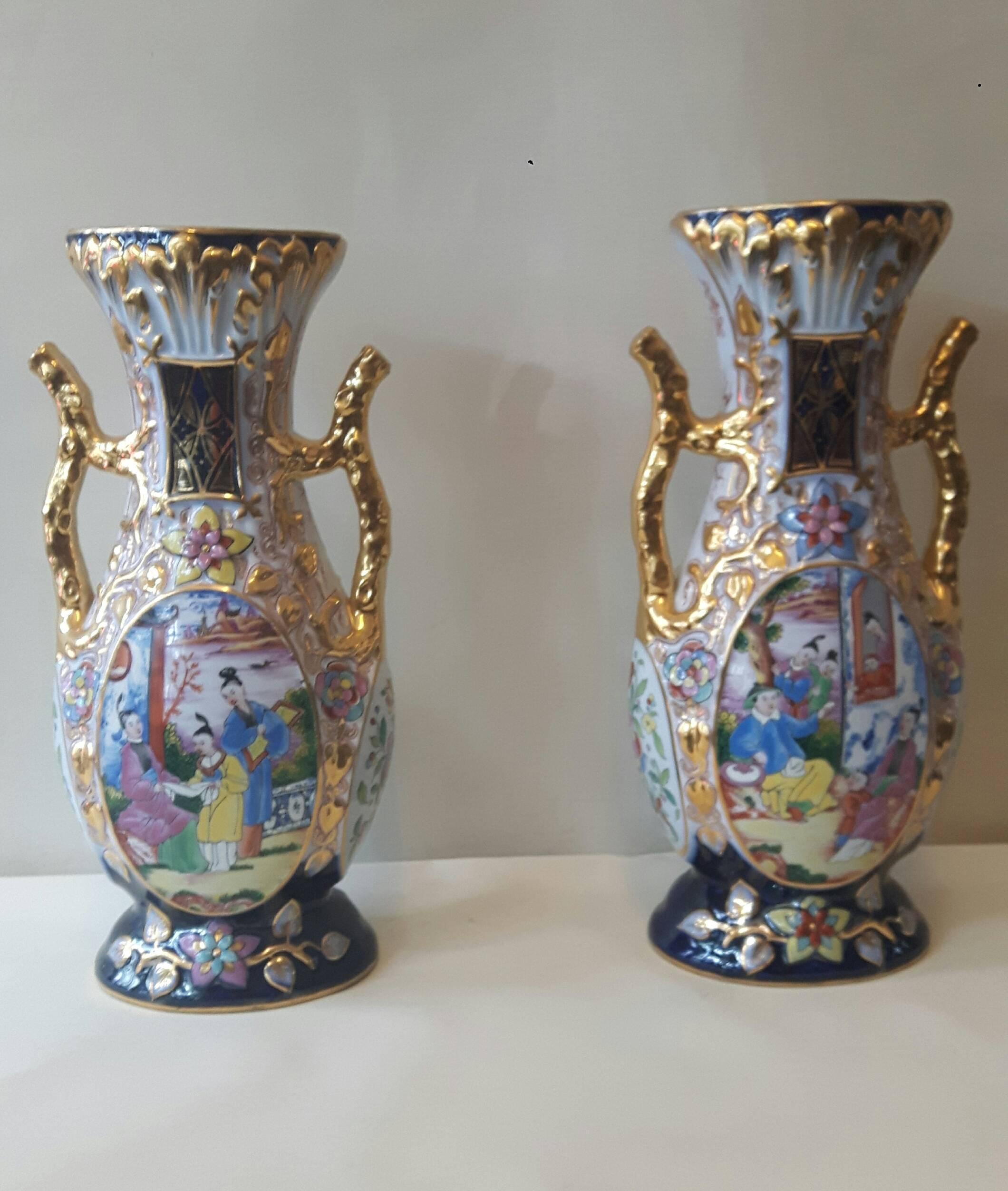 Pair of 19th Century Samson Vases For Sale 2