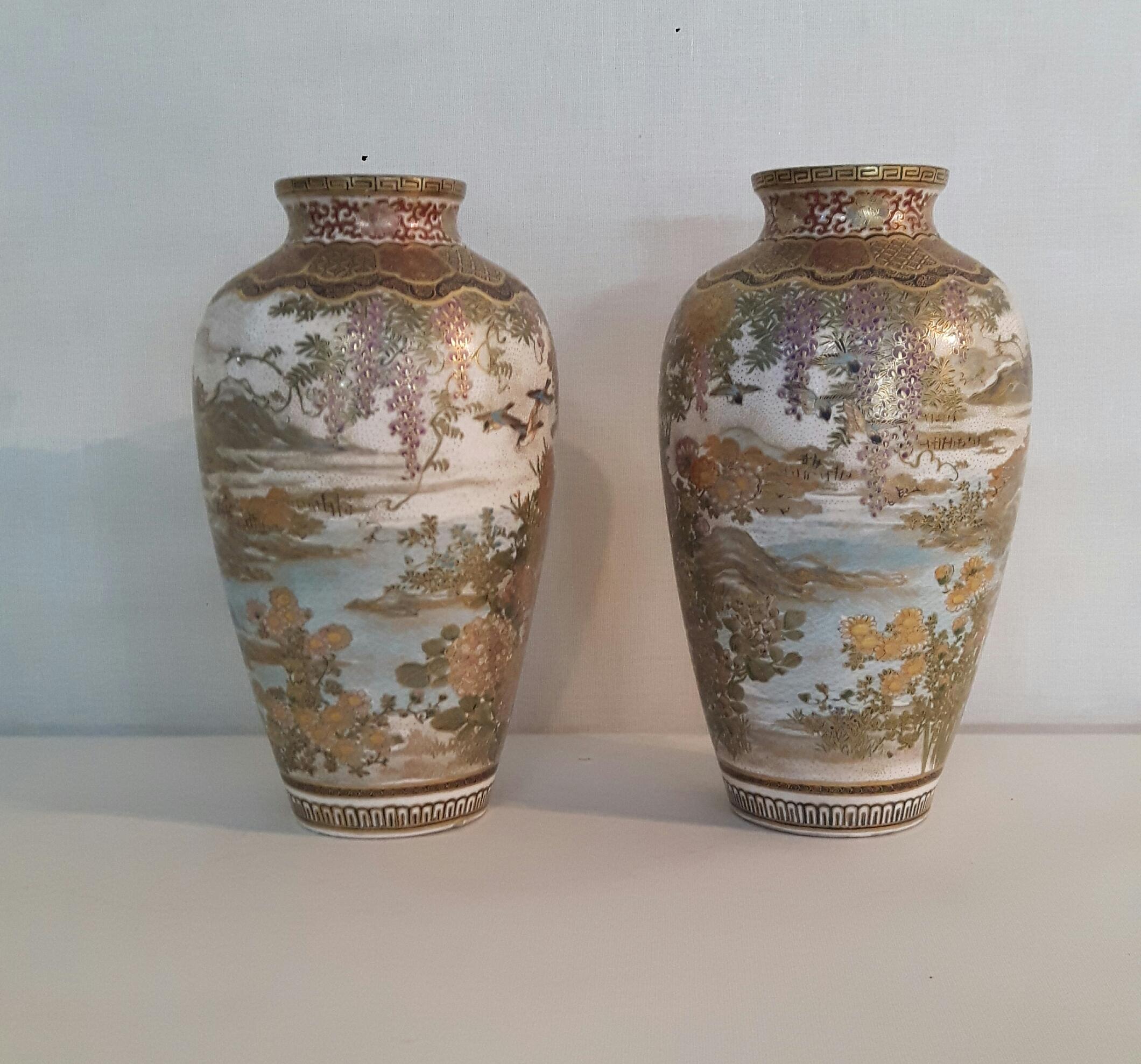 Pair of 19th Century Satsuma Vases In Good Condition In London, GB
