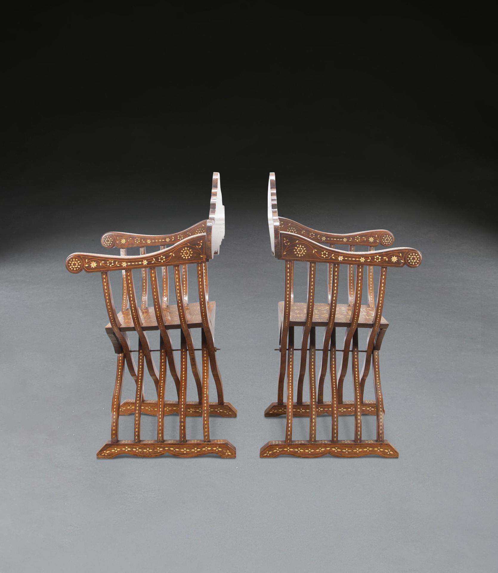 Pair of 19th Century Savonarola Chairs In Good Condition In Shipston-On-Stour, GB