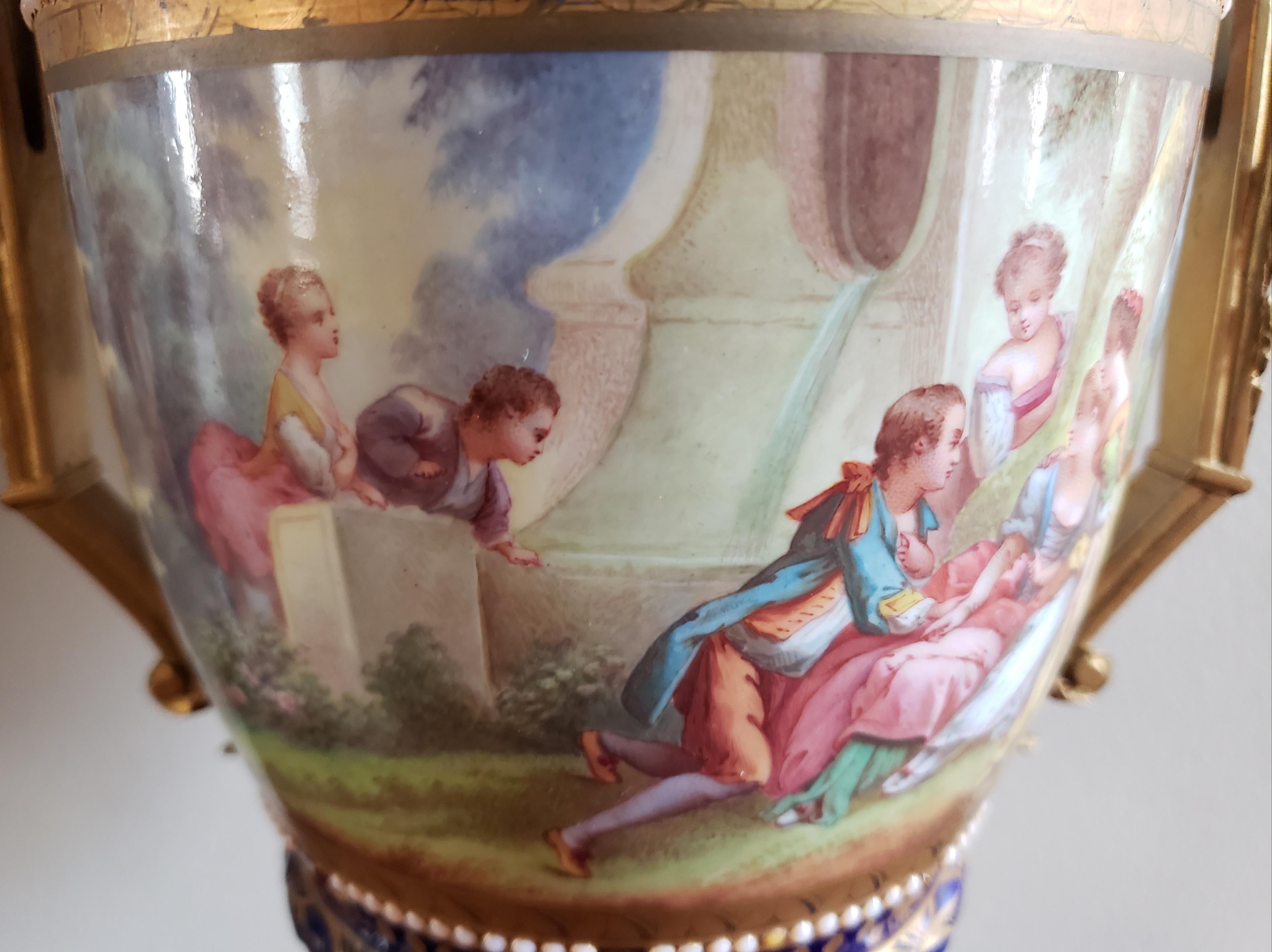 Pair of 19th Century Sevres Porcelain Hand Painted Cobalt & Gilt Decorated Urns For Sale 5