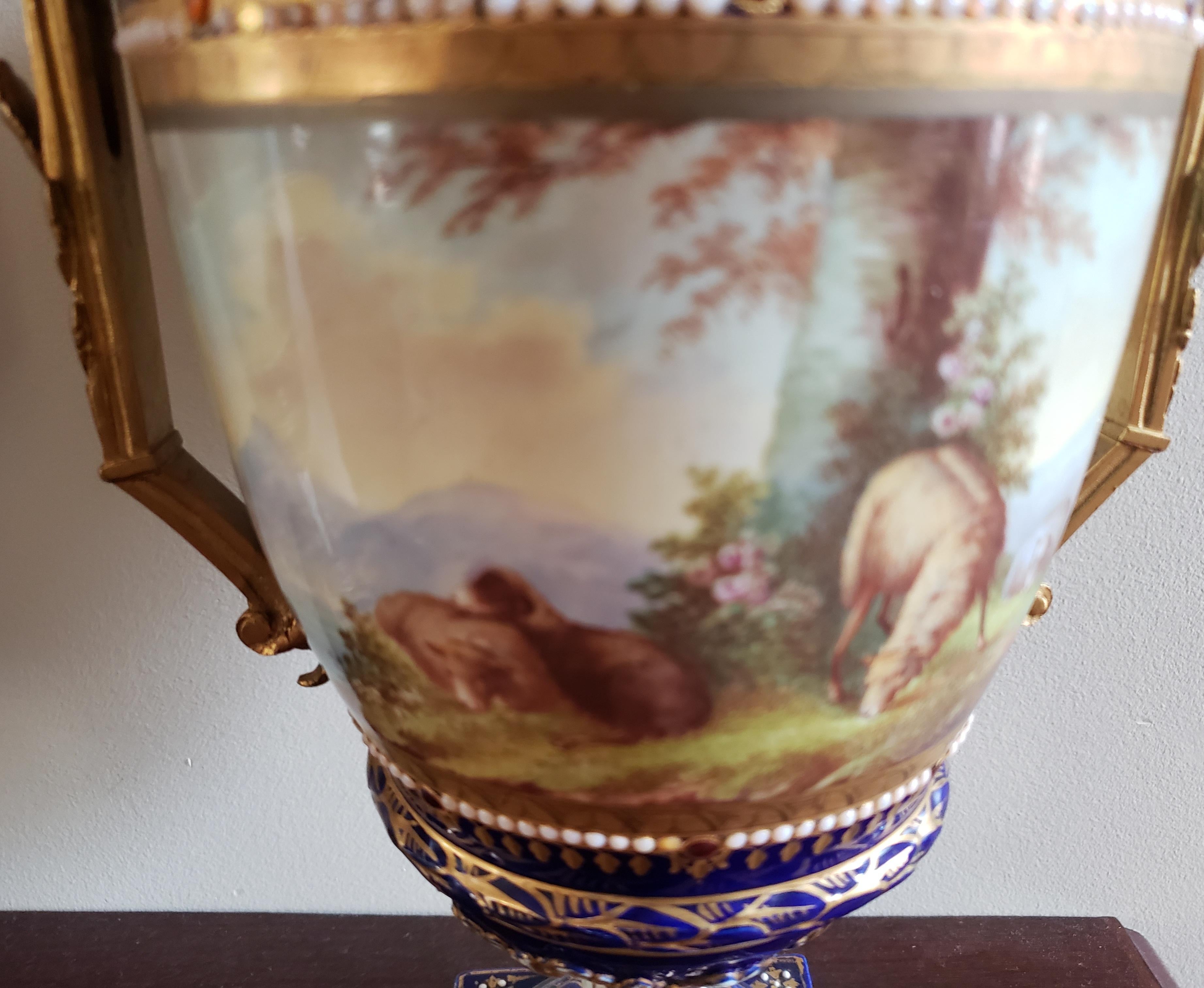 Pair of 19th Century Sevres Porcelain Hand Painted Cobalt & Gilt Decorated Urns For Sale 6