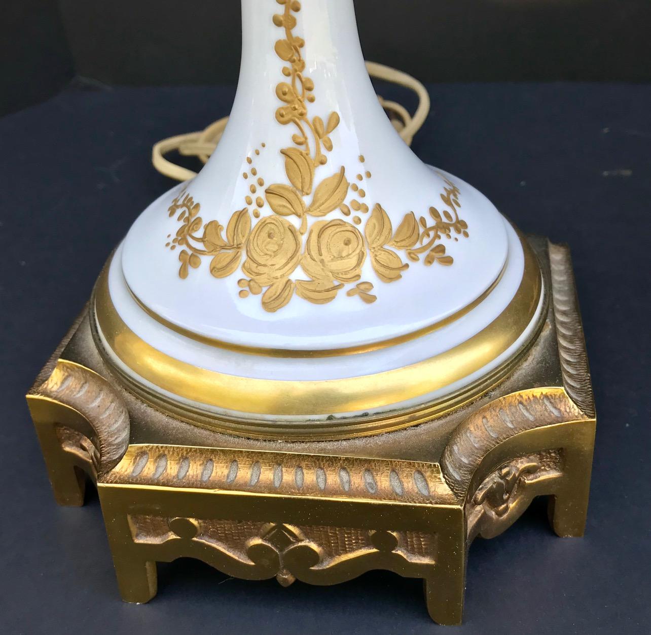 Hand-Painted Pair of 19th Century Sèvres Porcelain Vase Lamps, France