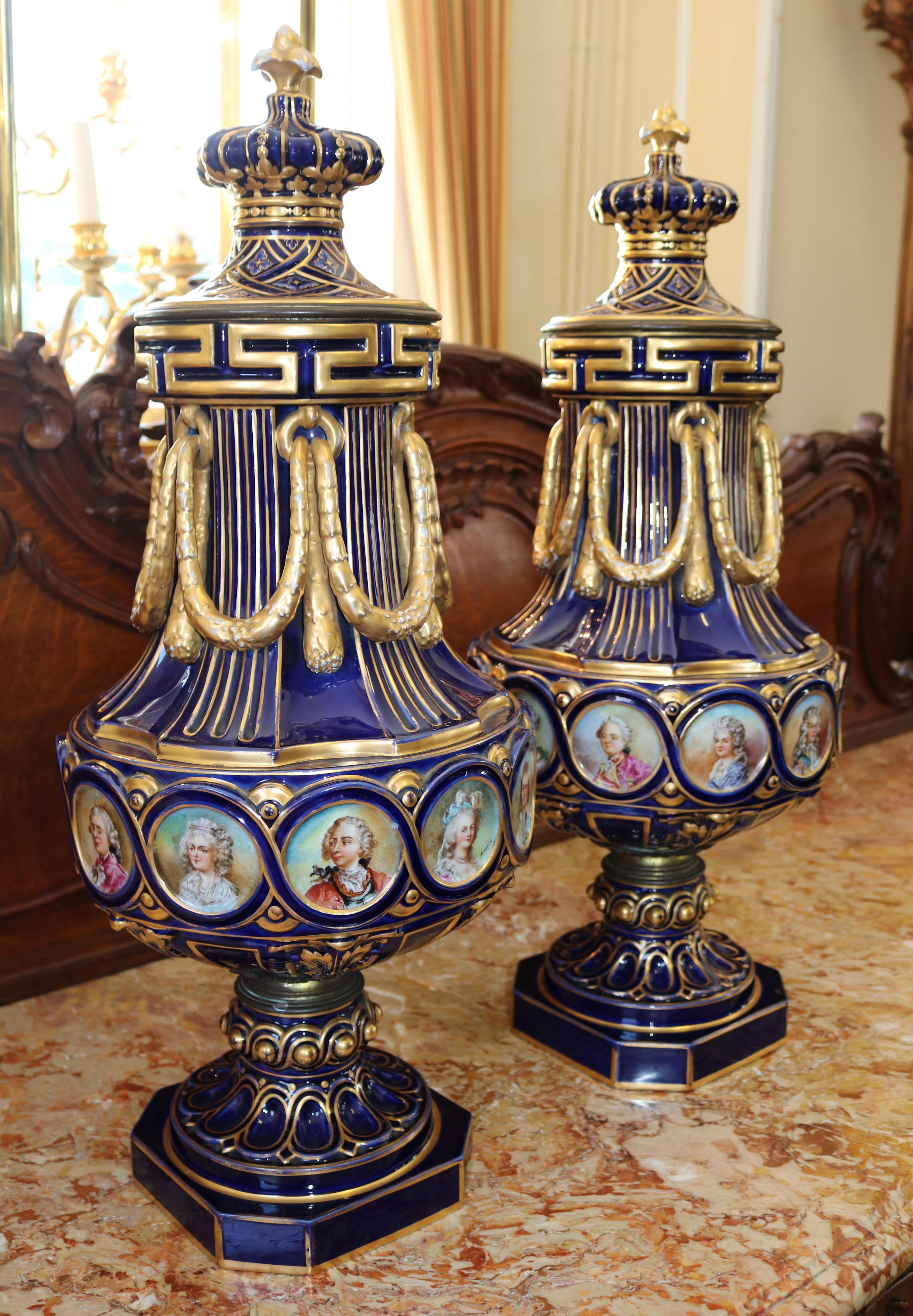 French Pair of 19th Century Sevres Style Vases After The Sevres Vase Grec A Ornements For Sale