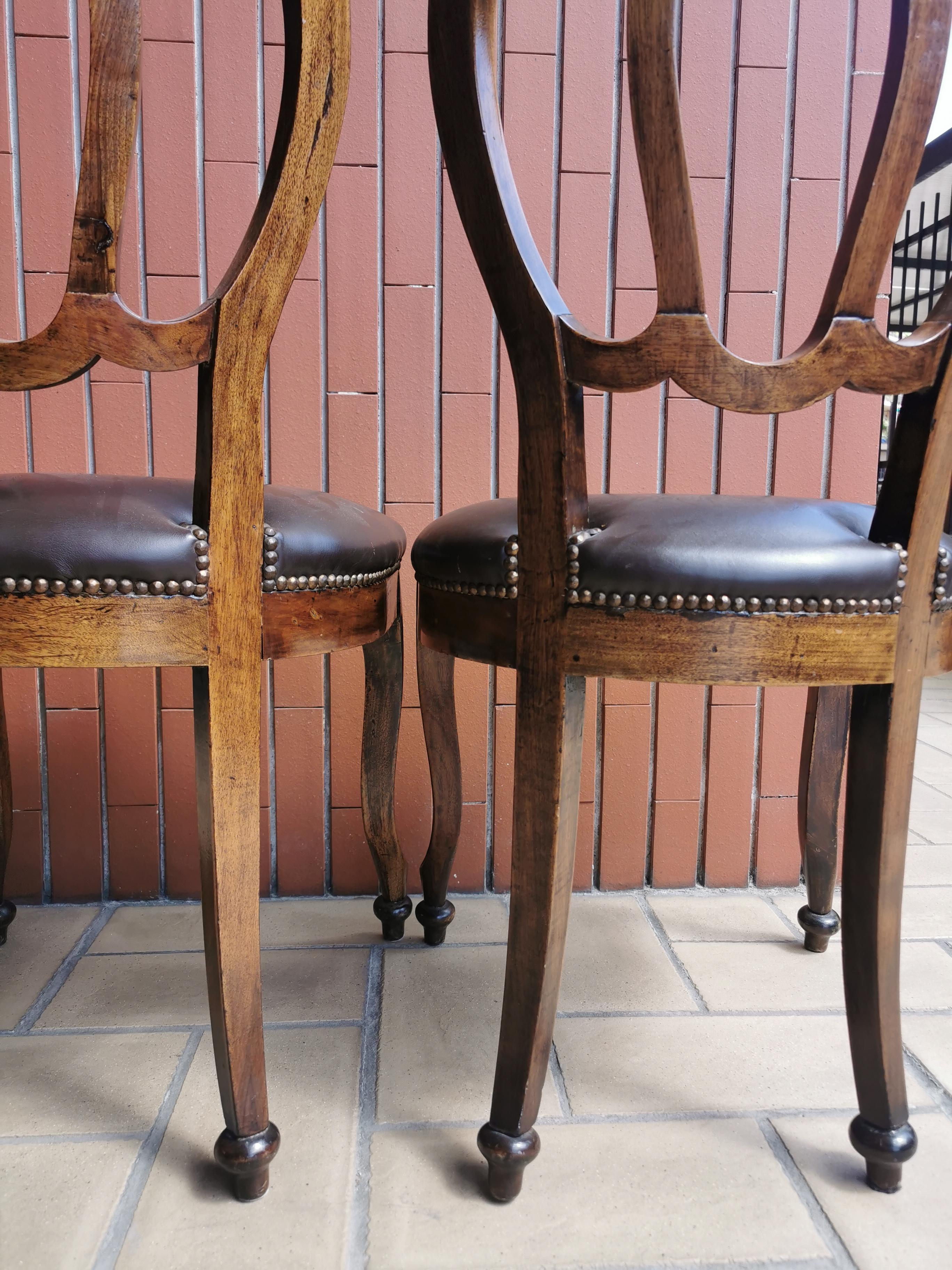Pair of 19th Century Side Chairs, Walnut, Leather, circa 1840 Italy For Sale 5