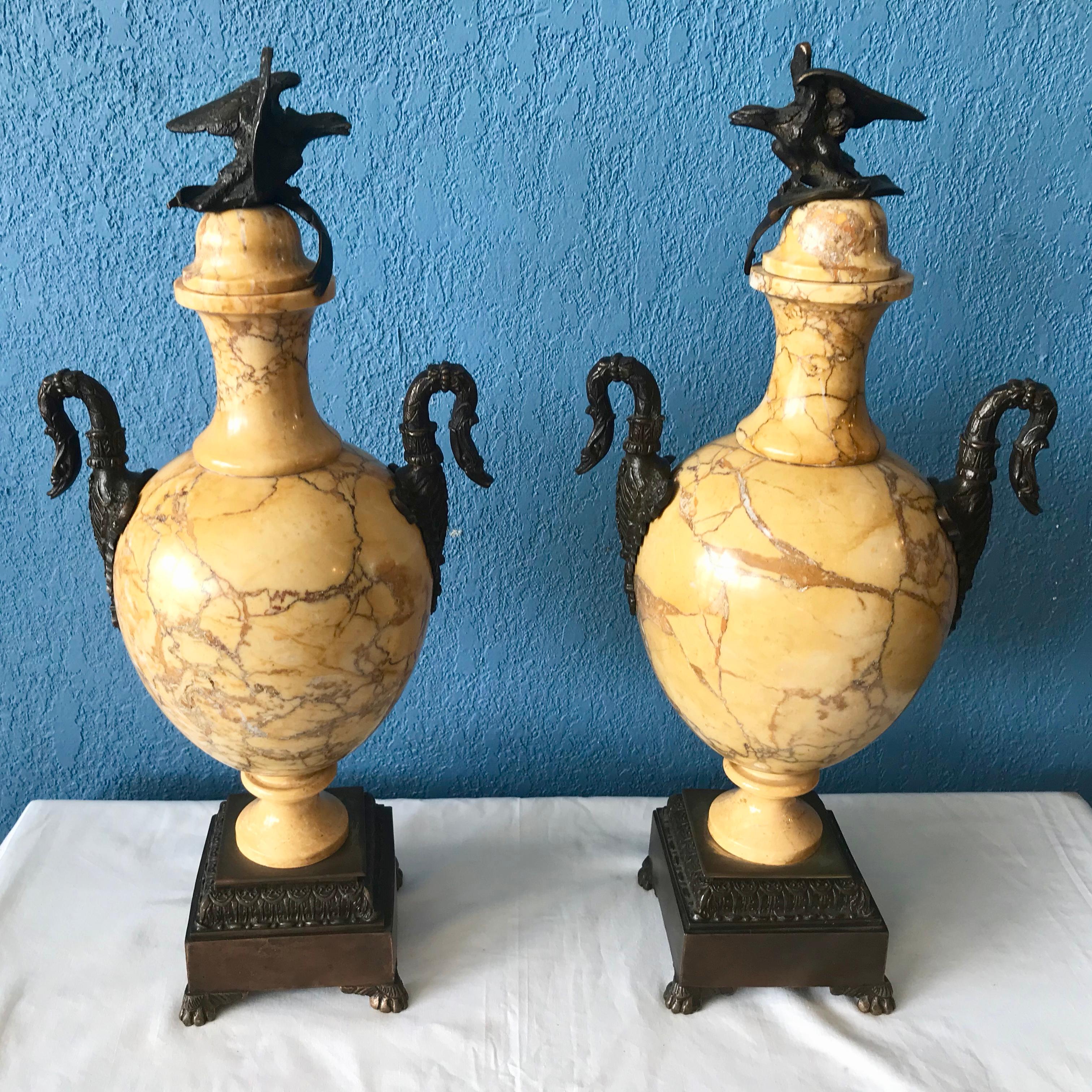Pair of 19th Century Sienna Marble and Bronze Urns In Good Condition For Sale In West Palm Beach, FL