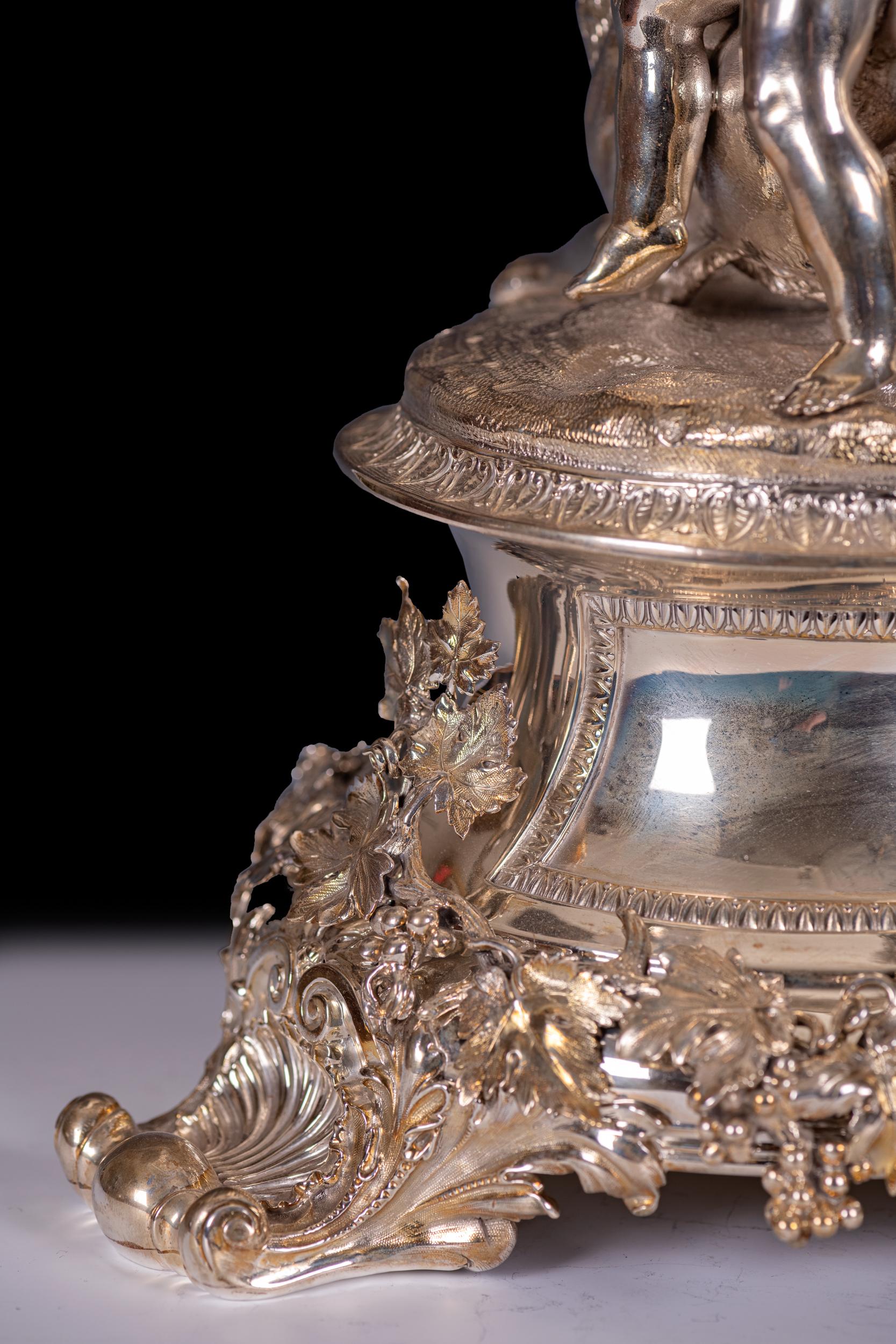 Argento Coppia di candelabri d'argento del 19° secolo, Mortimer & Roskill, Storr & Mortimer, in ritardo in vendita