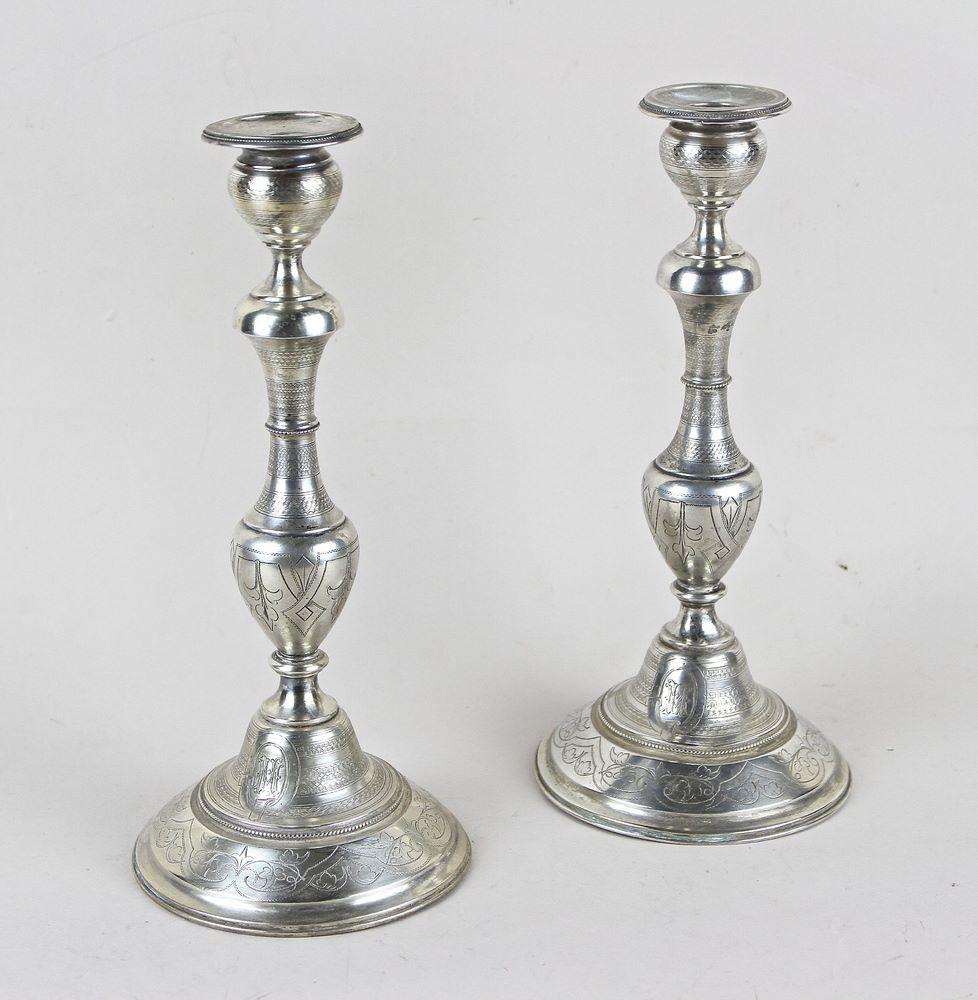 Austrian Pair Of 19th Century Silver Candlesticks - 