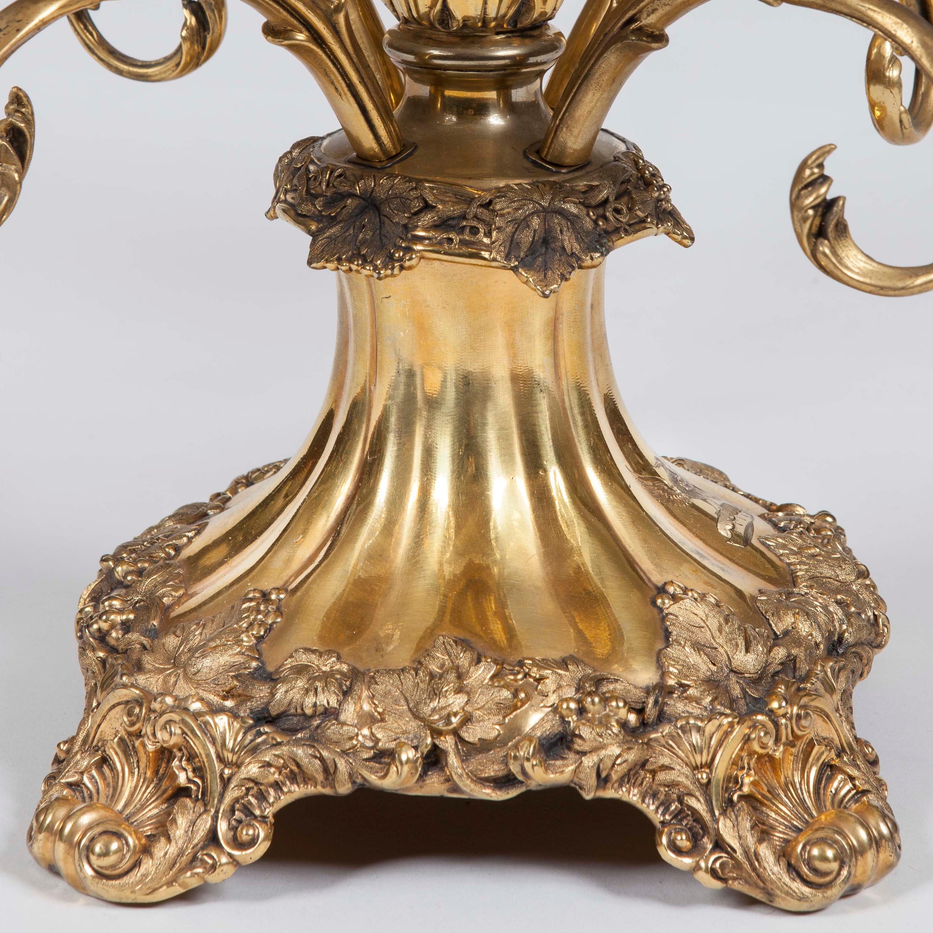 Vittoriano Coppia di Epergne in argento dorato del XIX secolo in vendita