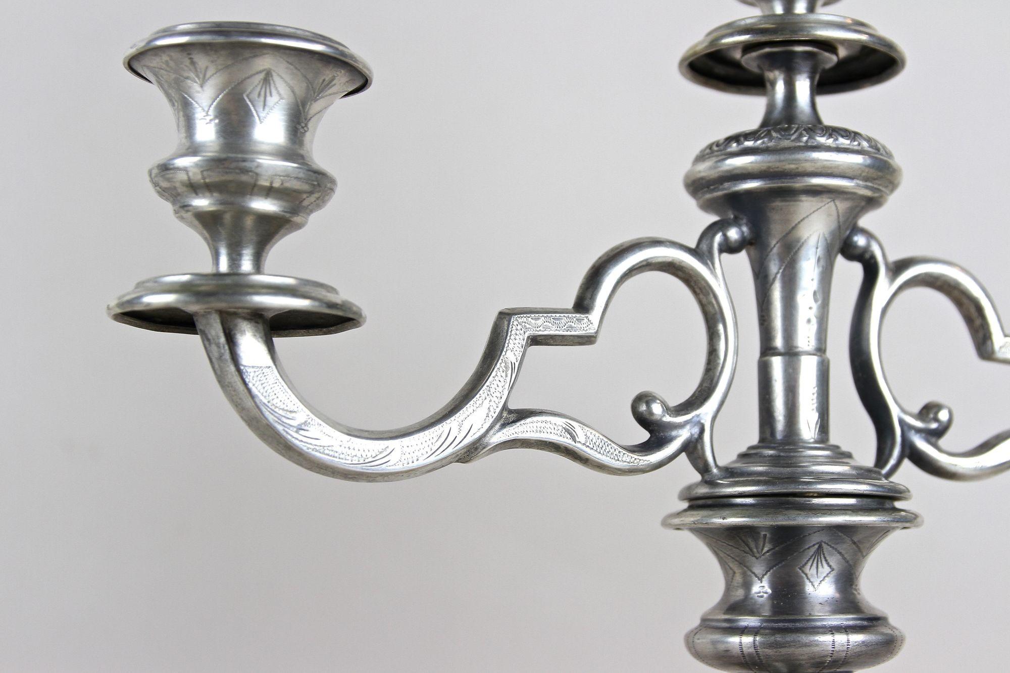 Paire de chandeliers en argent massif du XIXe siècle, Autriche vers 1860 en vente 7
