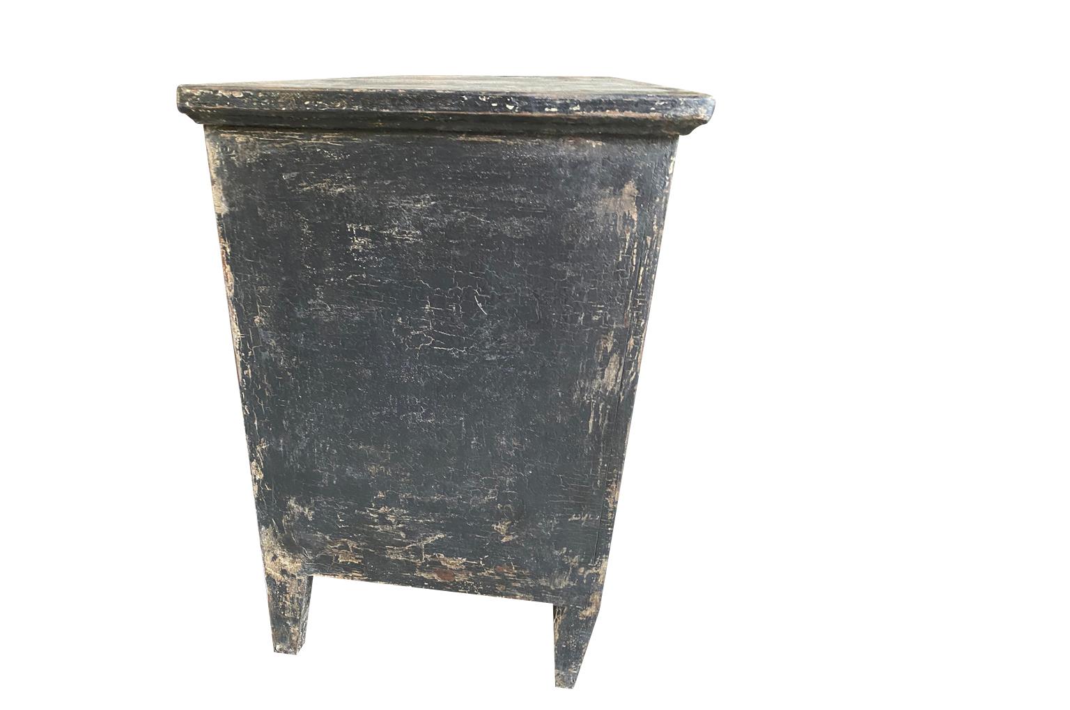 Pair of 19th Century Spanish Painted Commodes 12