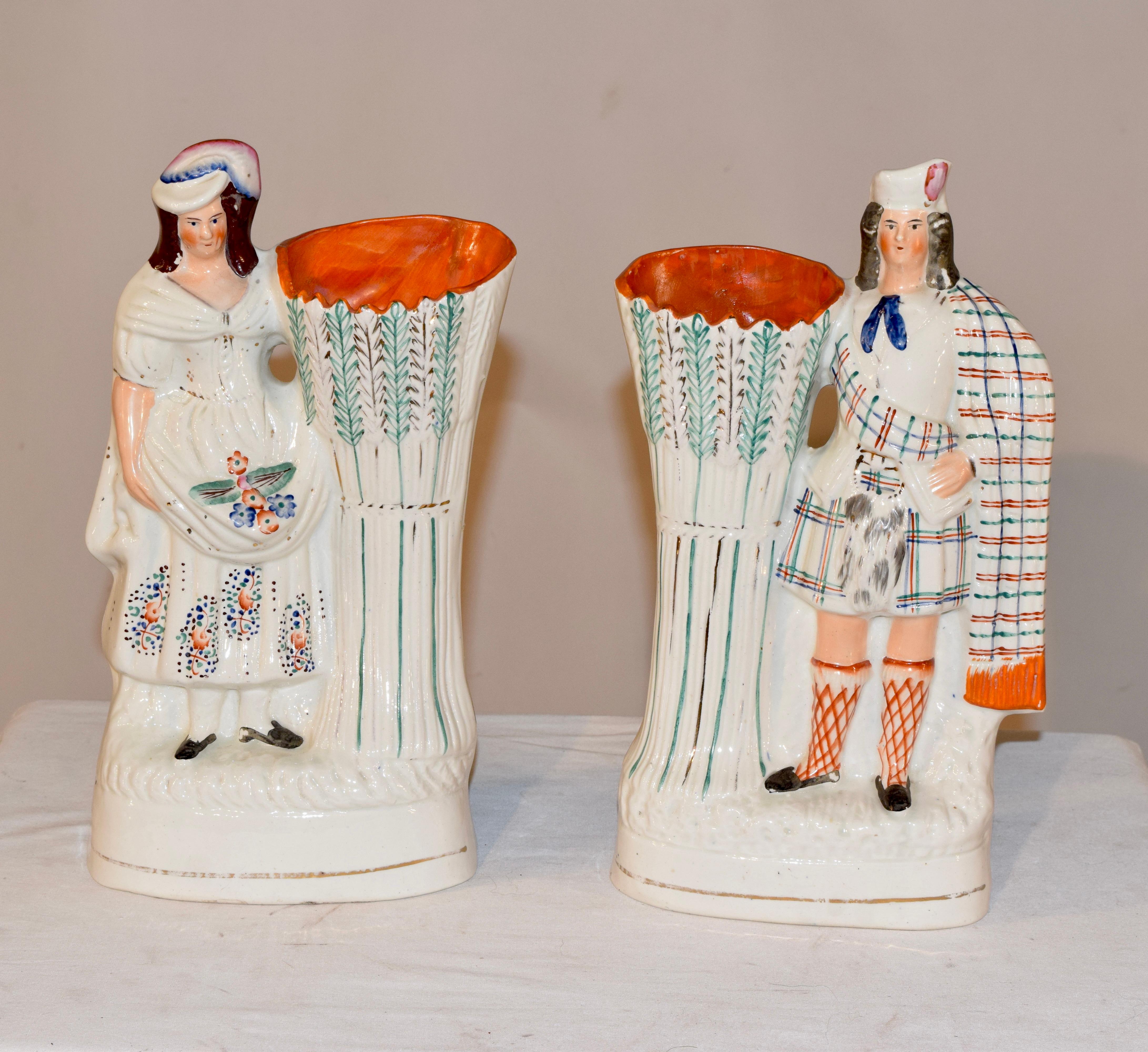 Victorien Paire de figurines du Staffordshire du 19ème siècle en vente