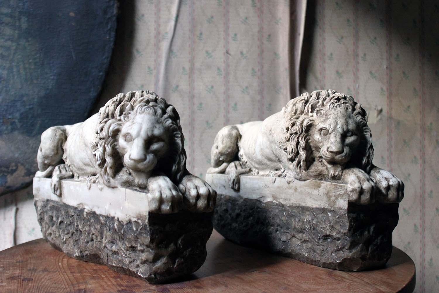 Ein Paar Steinlöwen aus dem 19. Jahrhundert, nach Antonio Canova 7