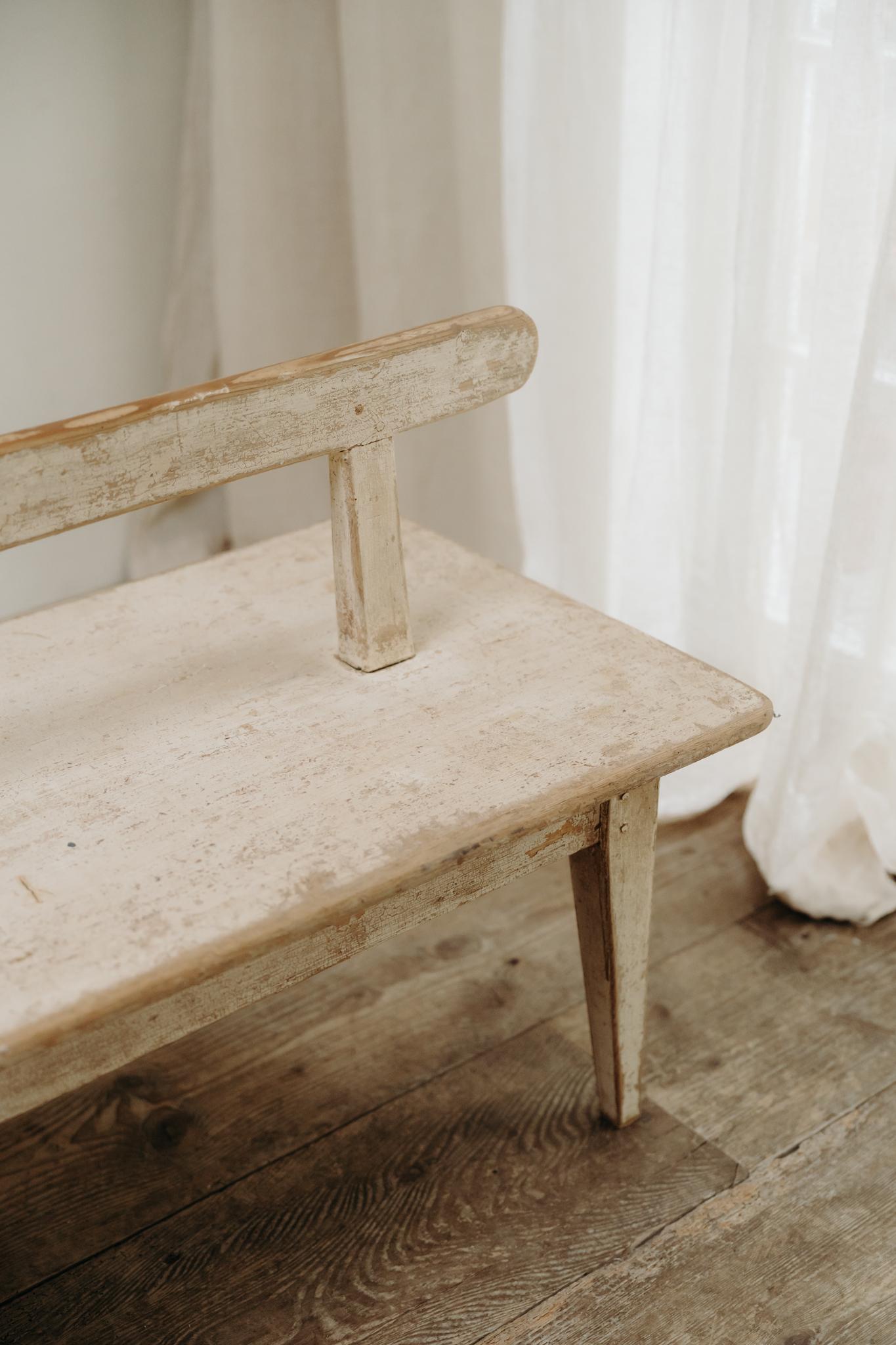 paire de bancs suédois du 19ème siècle . en vente 5