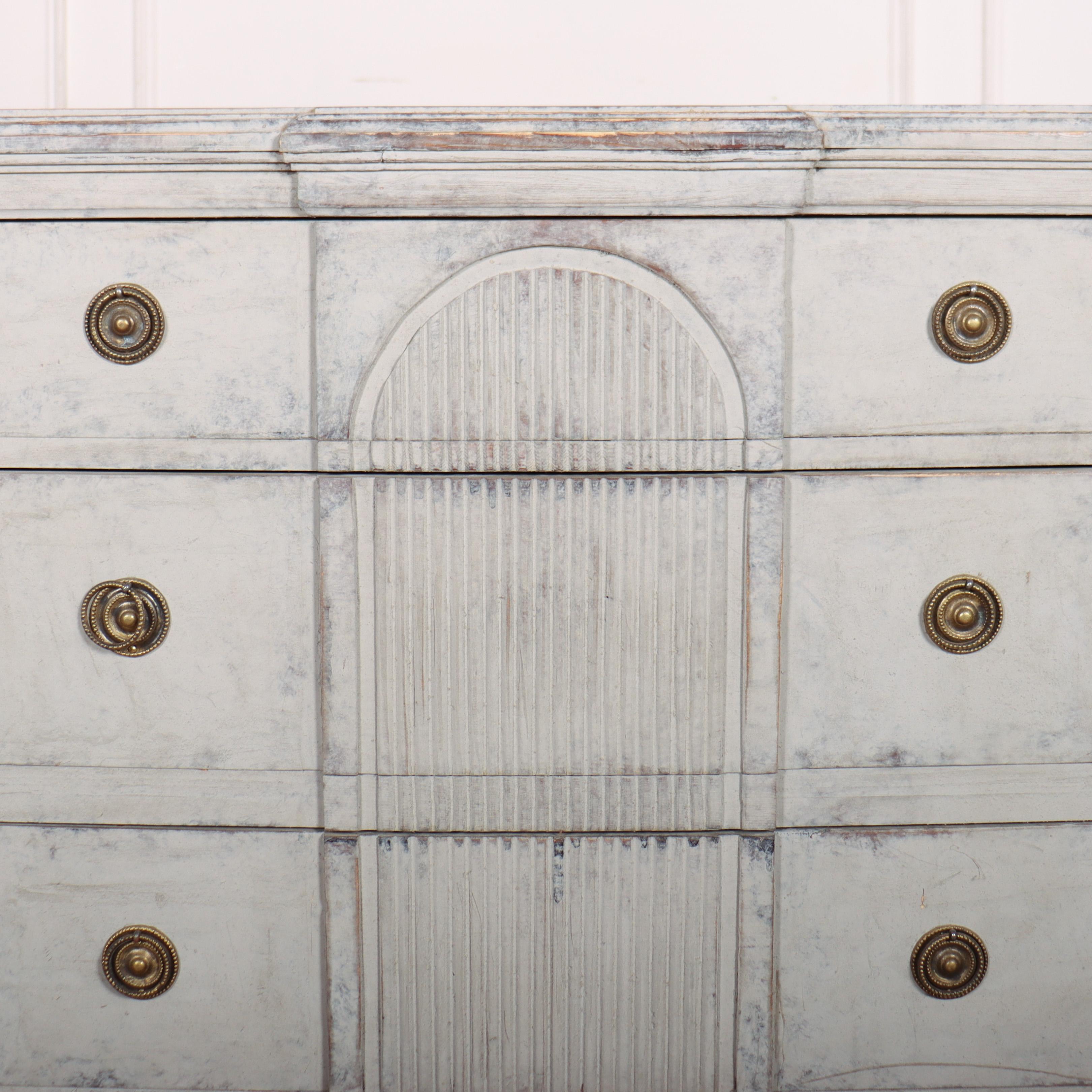 Brass Pair of 19th century Swedish Breakfront Commodes For Sale