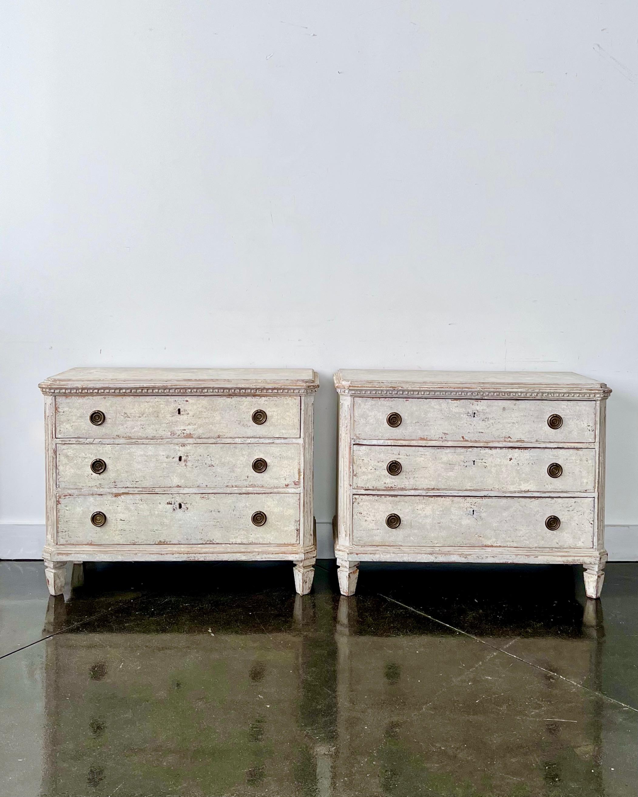 Bronze Pair of 19th century Swedish Chest Of Drawers For Sale