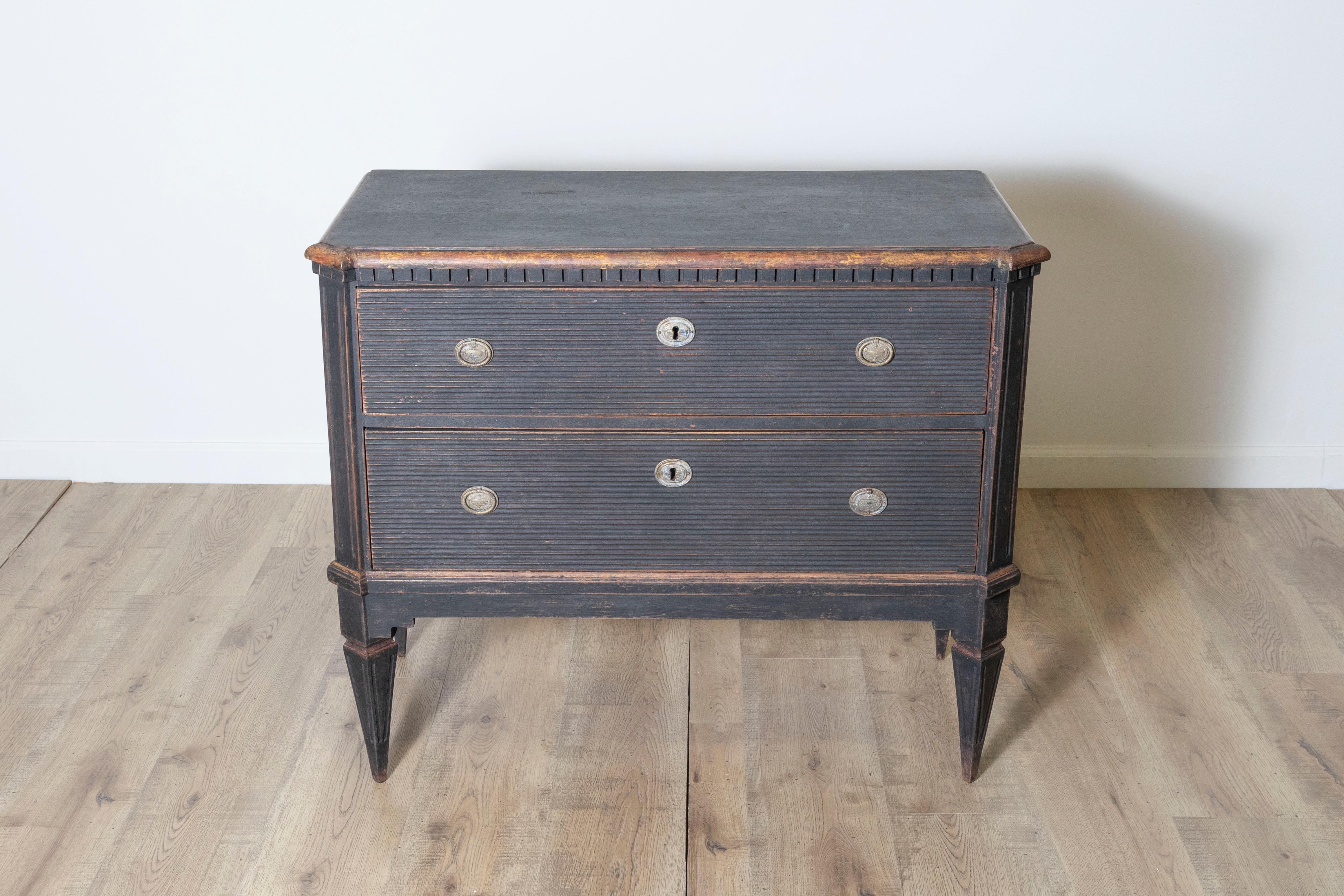 Pair of 19th Century Swedish Chests of Drawers In Good Condition In Atlanta, GA