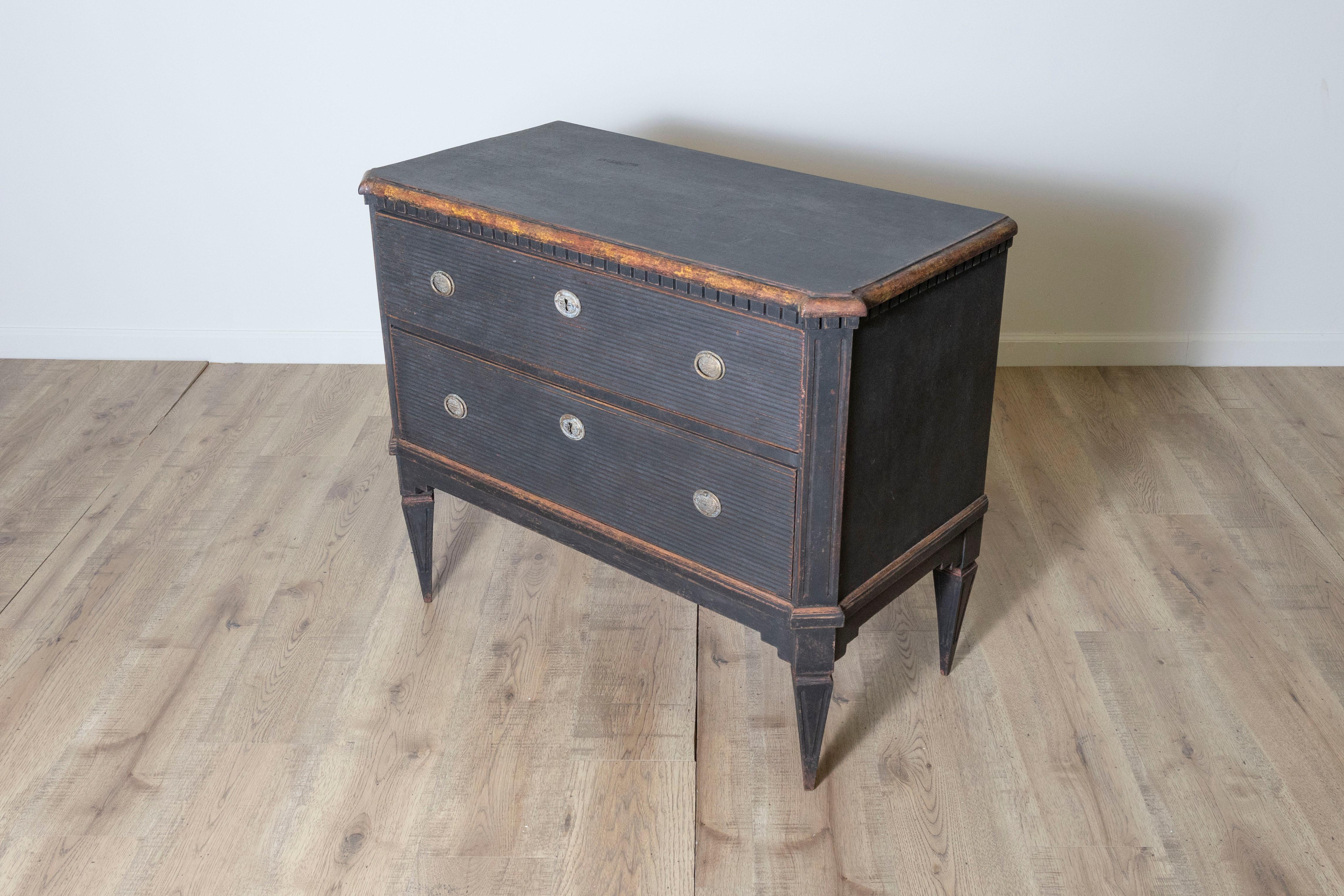 Pine Pair of 19th Century Swedish Chests of Drawers