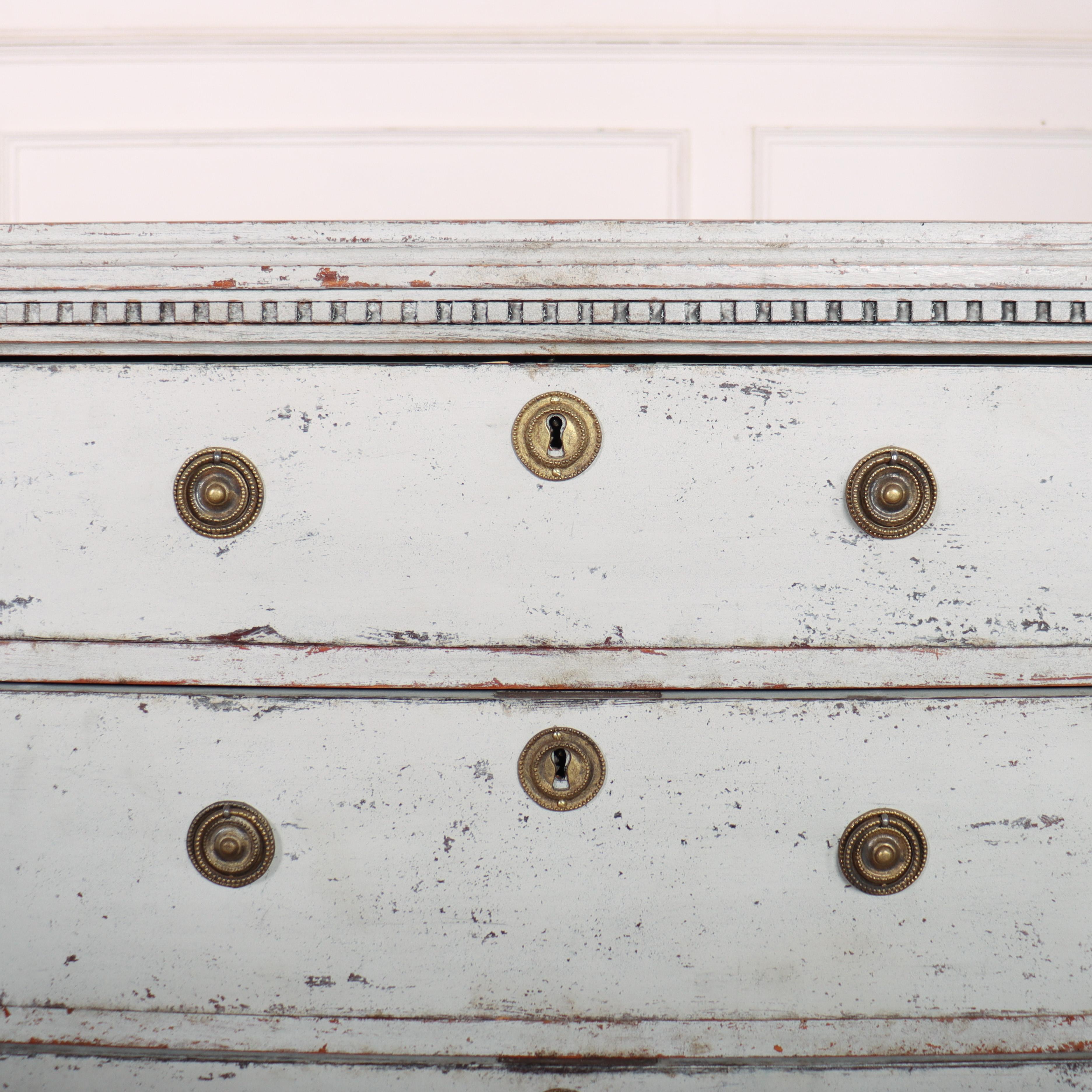 Pair of 19th Century Swedish Commodes For Sale 1