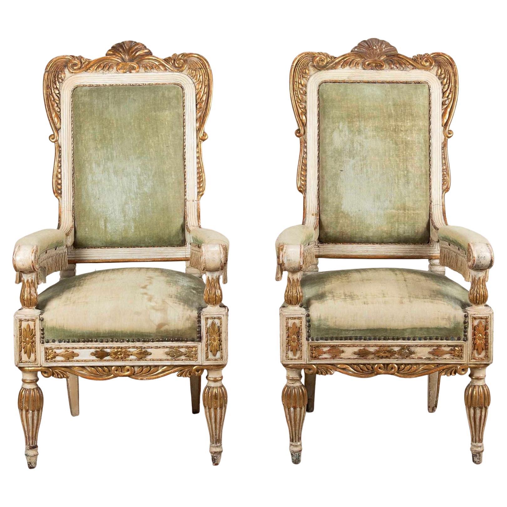 Coppia di poltrone svedesi crema e dorate del XIX secolo