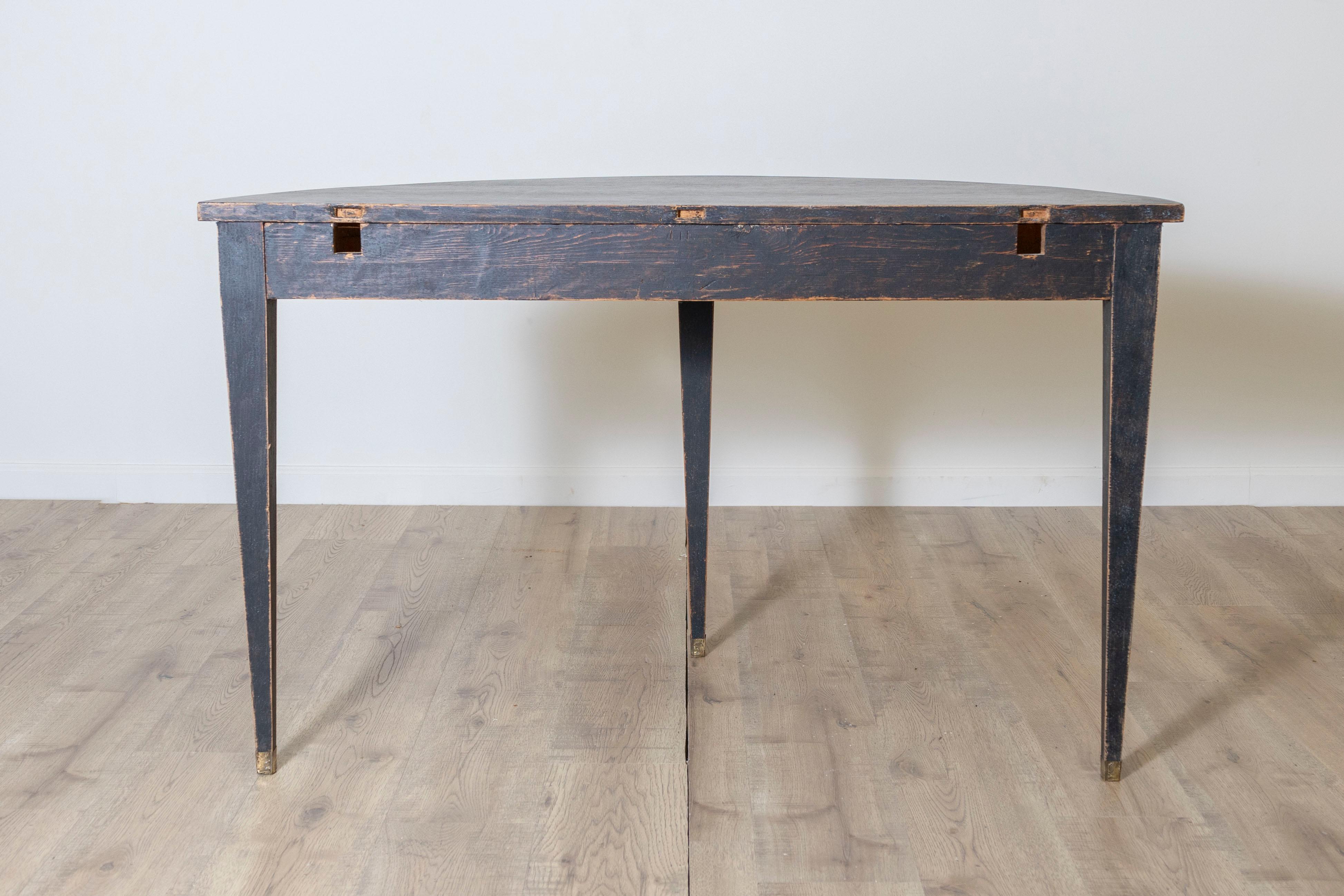 Pair of 19th Century Swedish Demi Lunes Circa 1800 For Sale 4