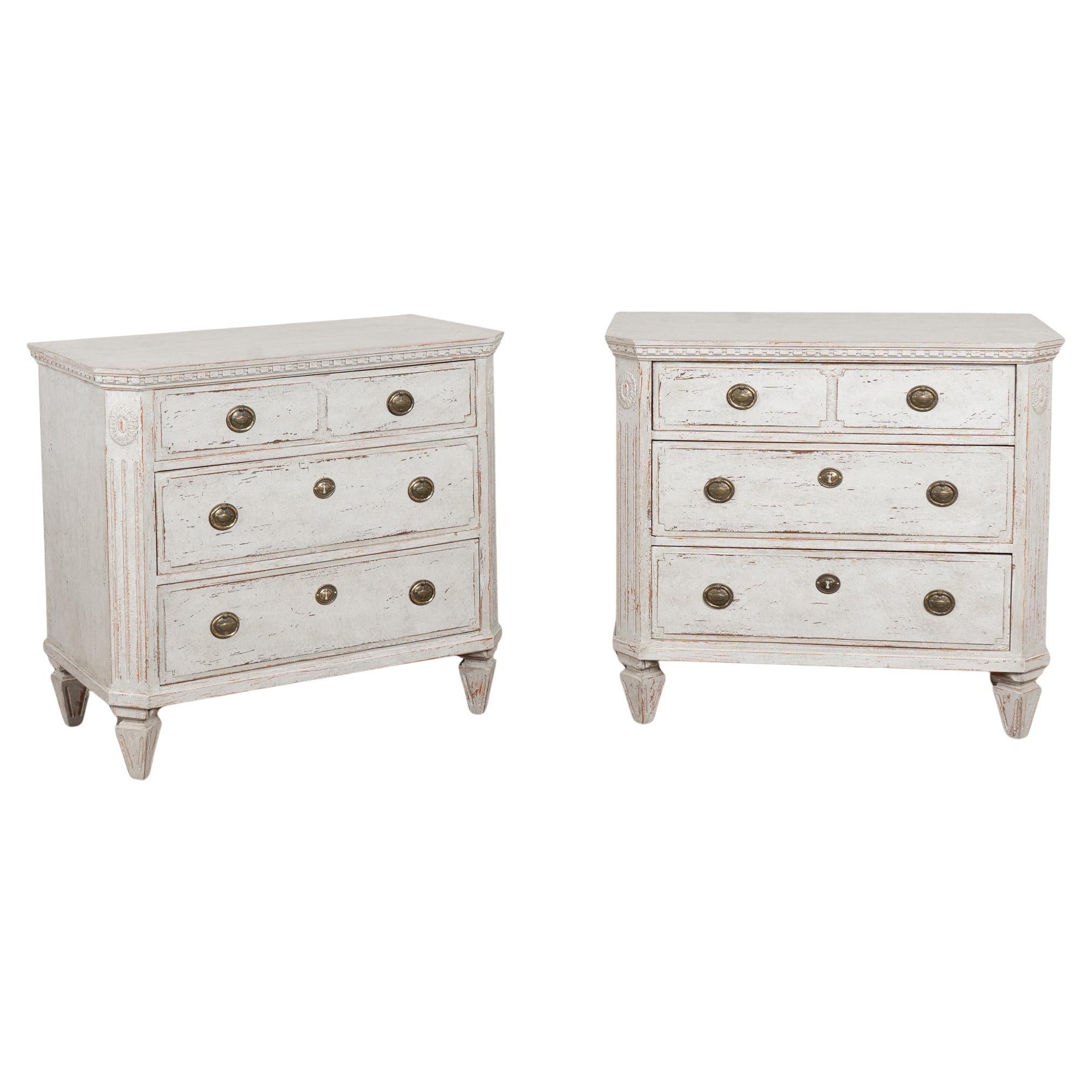 Pair of 19th Century Swedish Gustavian Chests of Three Drawers