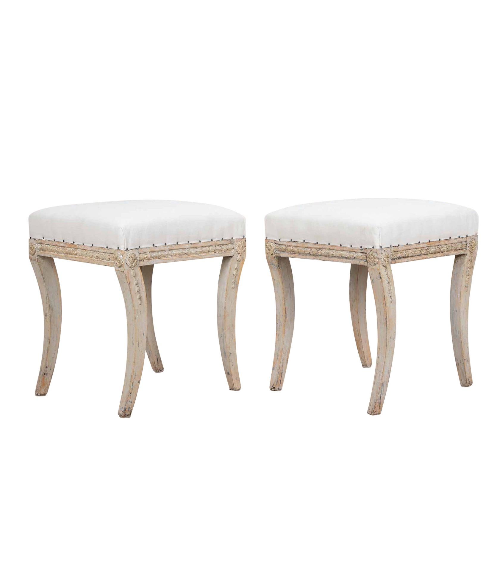 Gustavien Paire de poufs suédois d'époque gustavienne du 19e siècle en vente