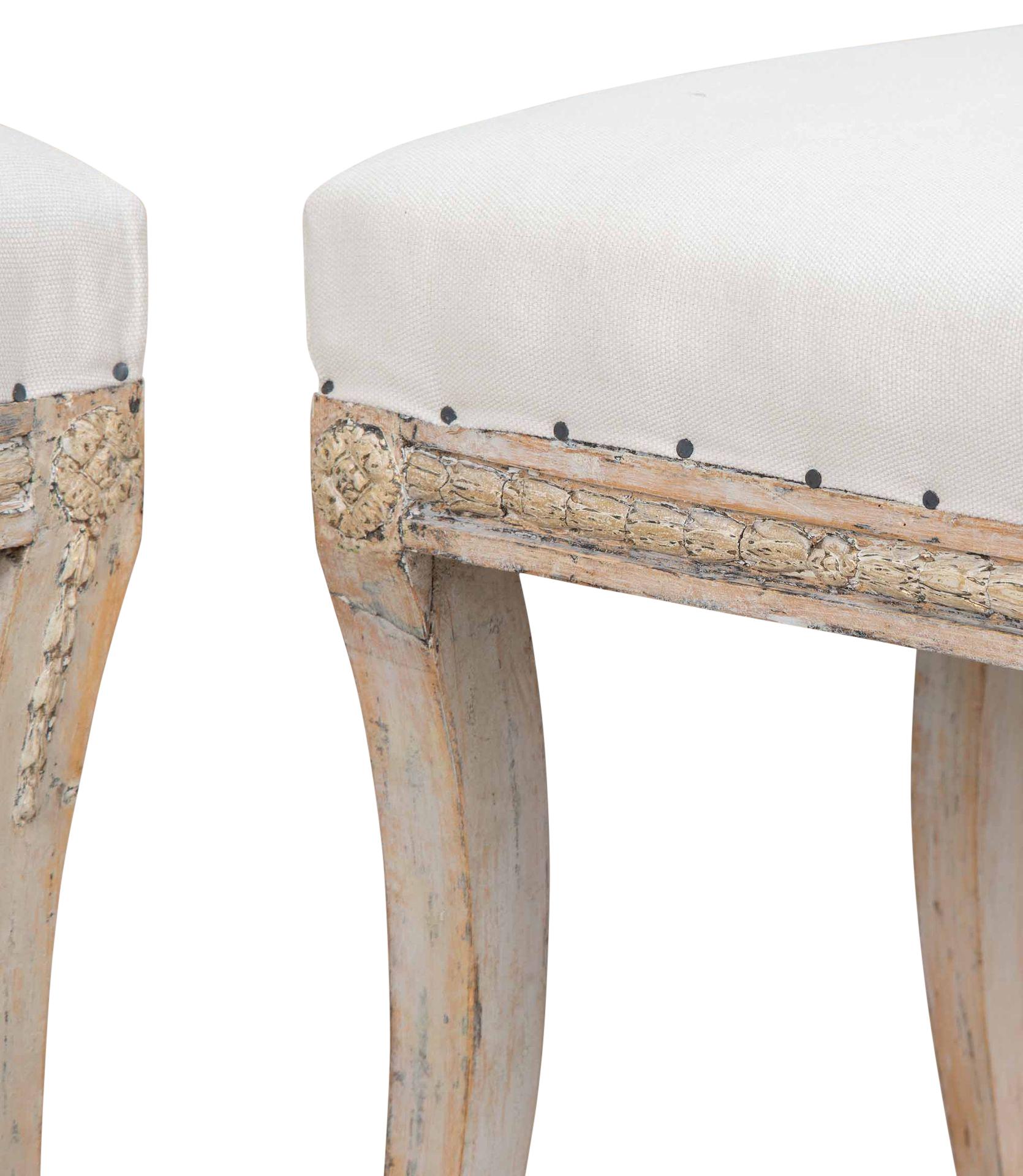 Paire de poufs suédois d'époque gustavienne du 19e siècle Bon état - En vente à Tetbury, Gloucestershire